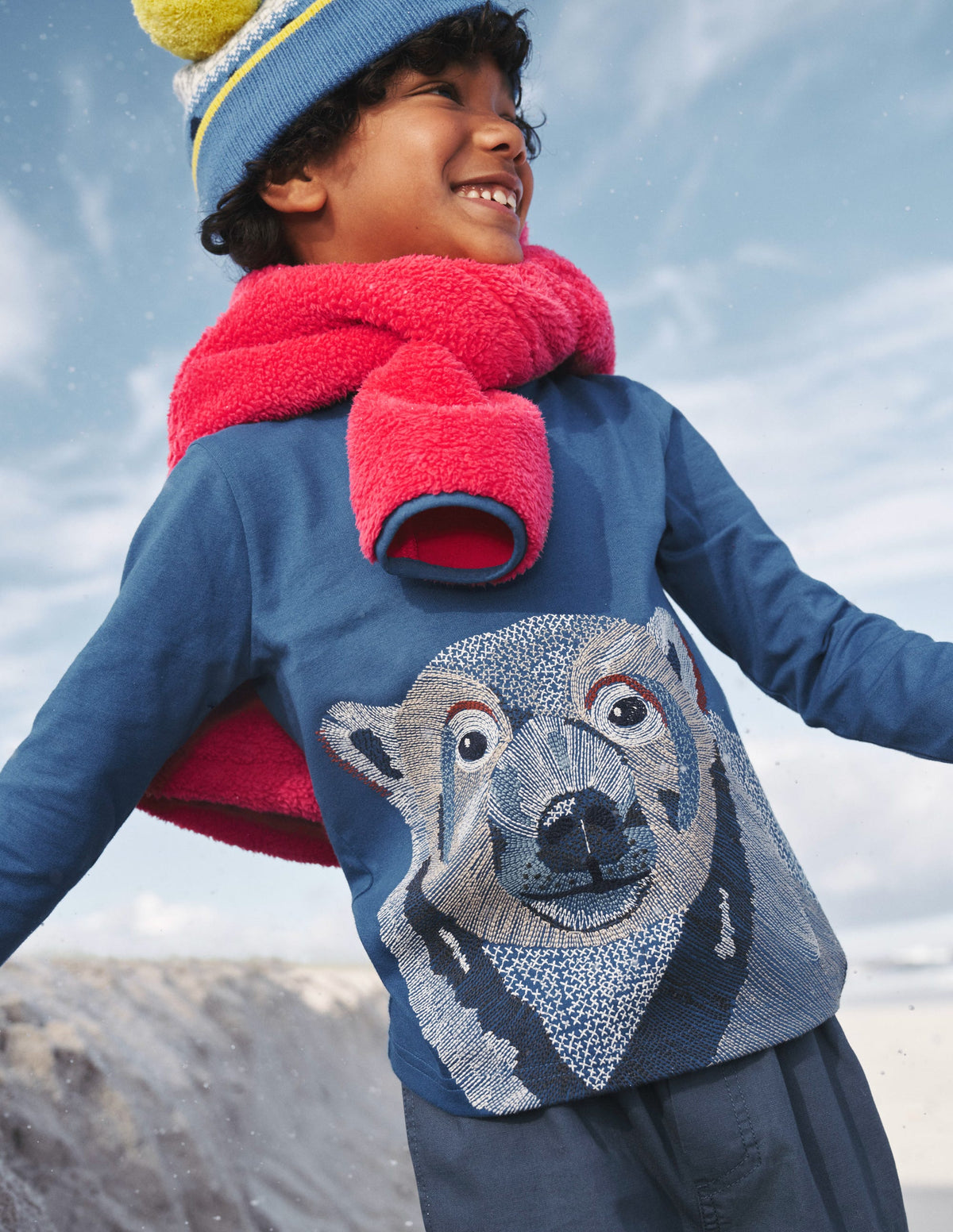 Superstitch T-shirt-Delft Blue Polar Bear-4