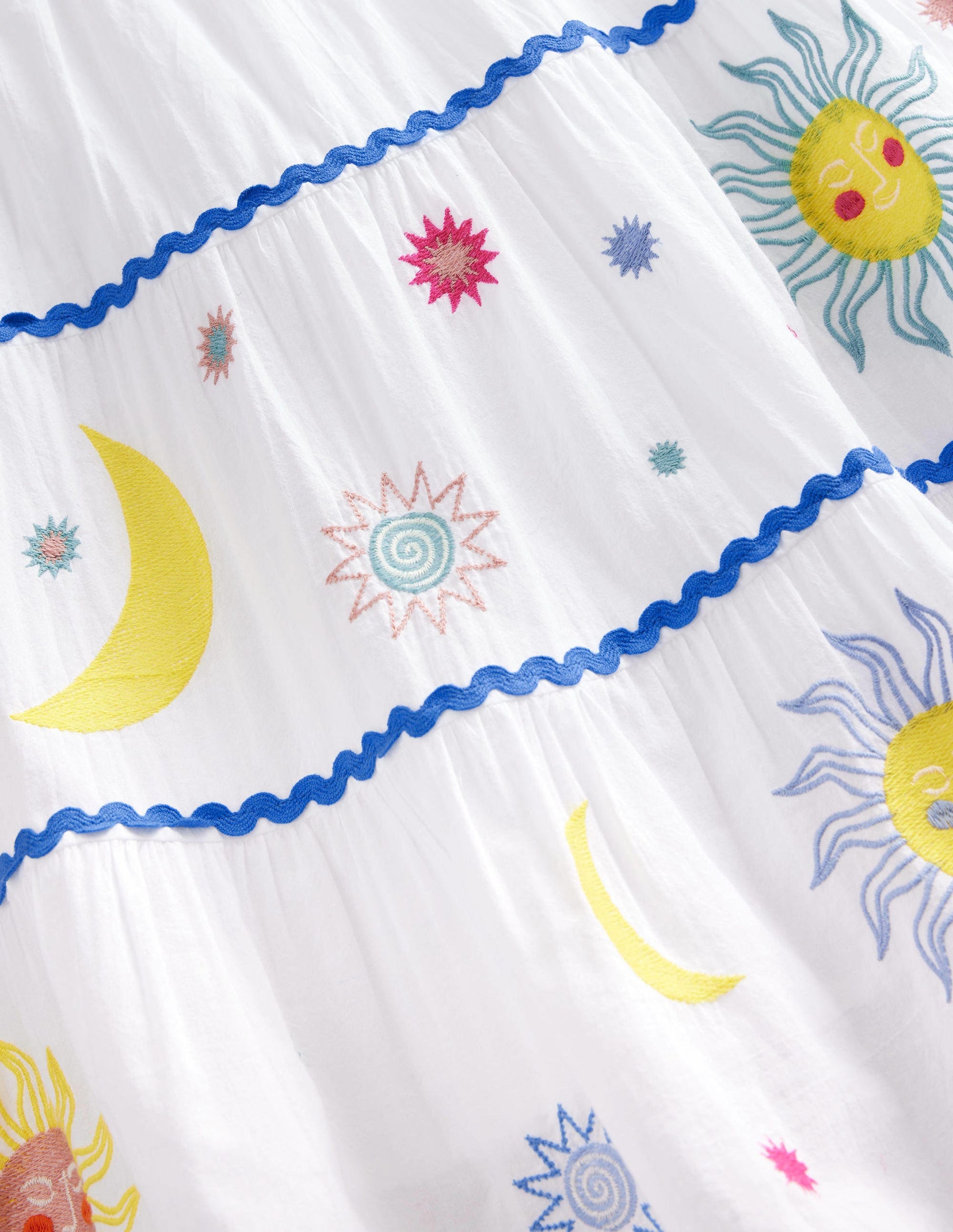 Celestial Appliqué Skirt-White-3