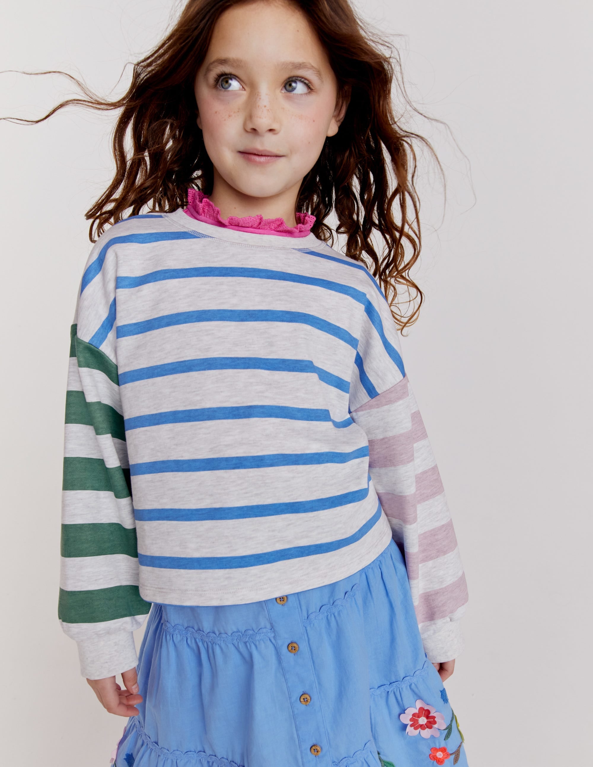 Relaxed Sweatshirt-Oatmeal/Penzance Blue - Image 5