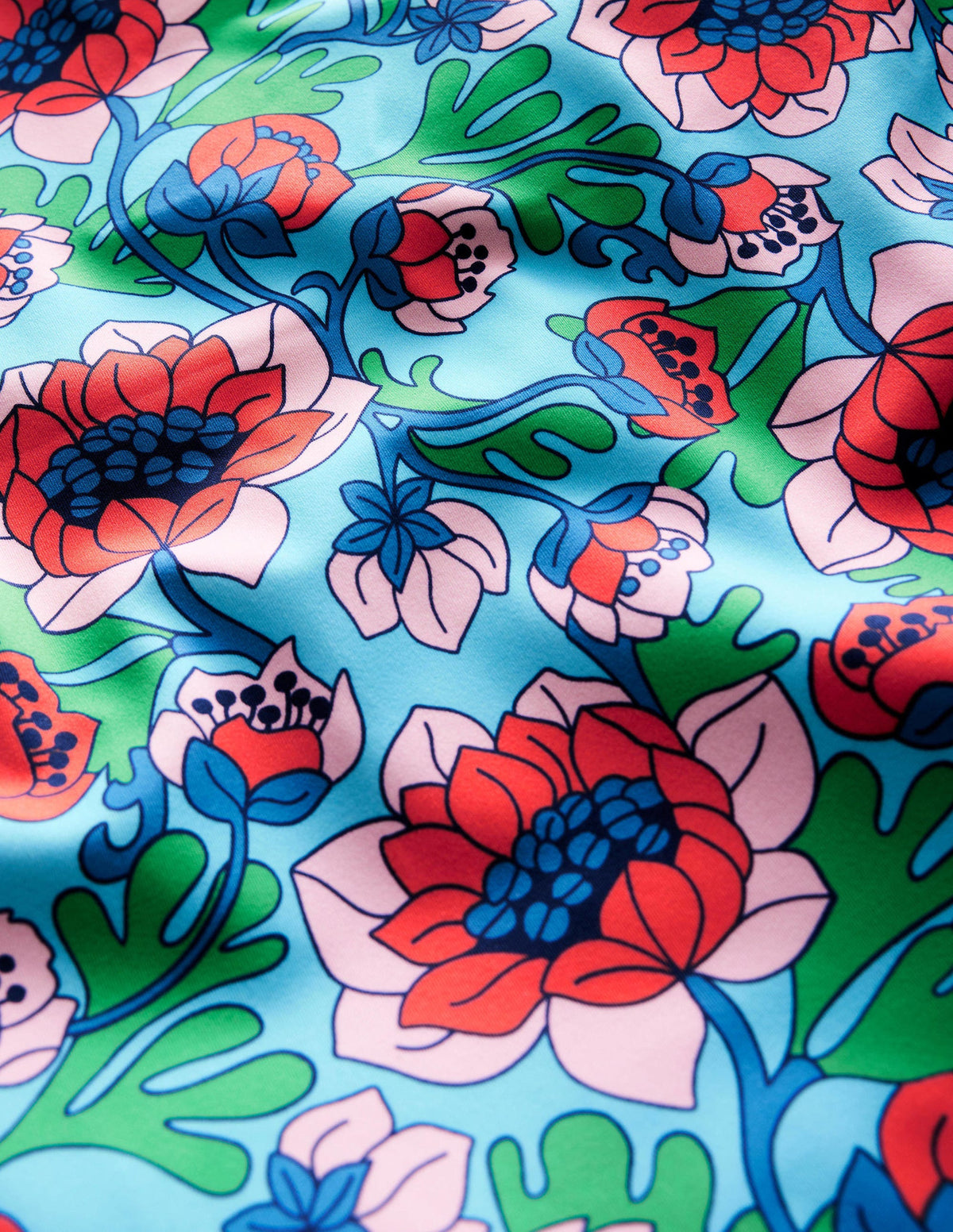 Patterned Rash Vest-Red Poppy Spring Time Floral - Image 3