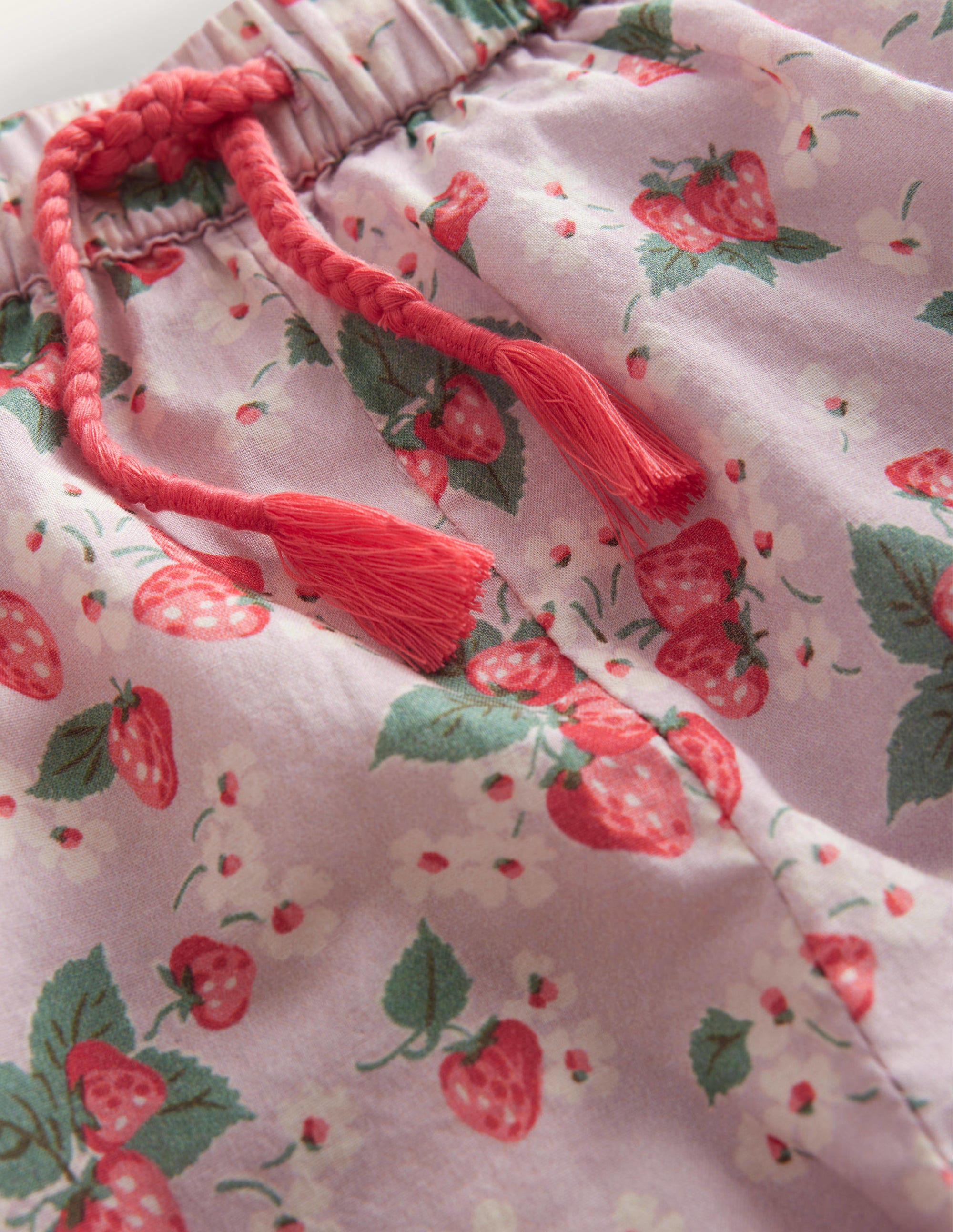 Scalloped-Hem Shorts-French Pink Strawberry - Image 3