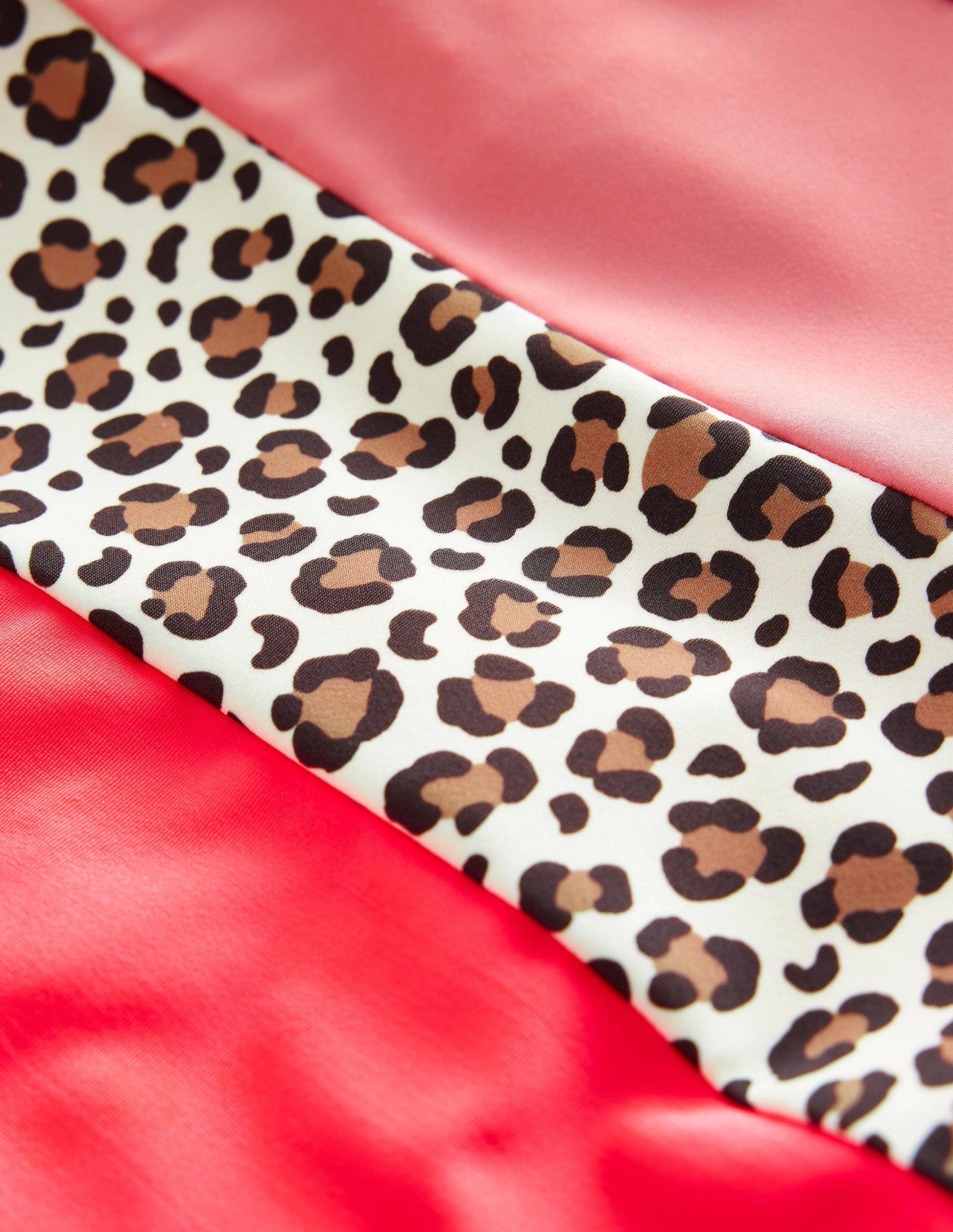 Patterned Rash Vest Set-Soft Truffle Leopard Print-3