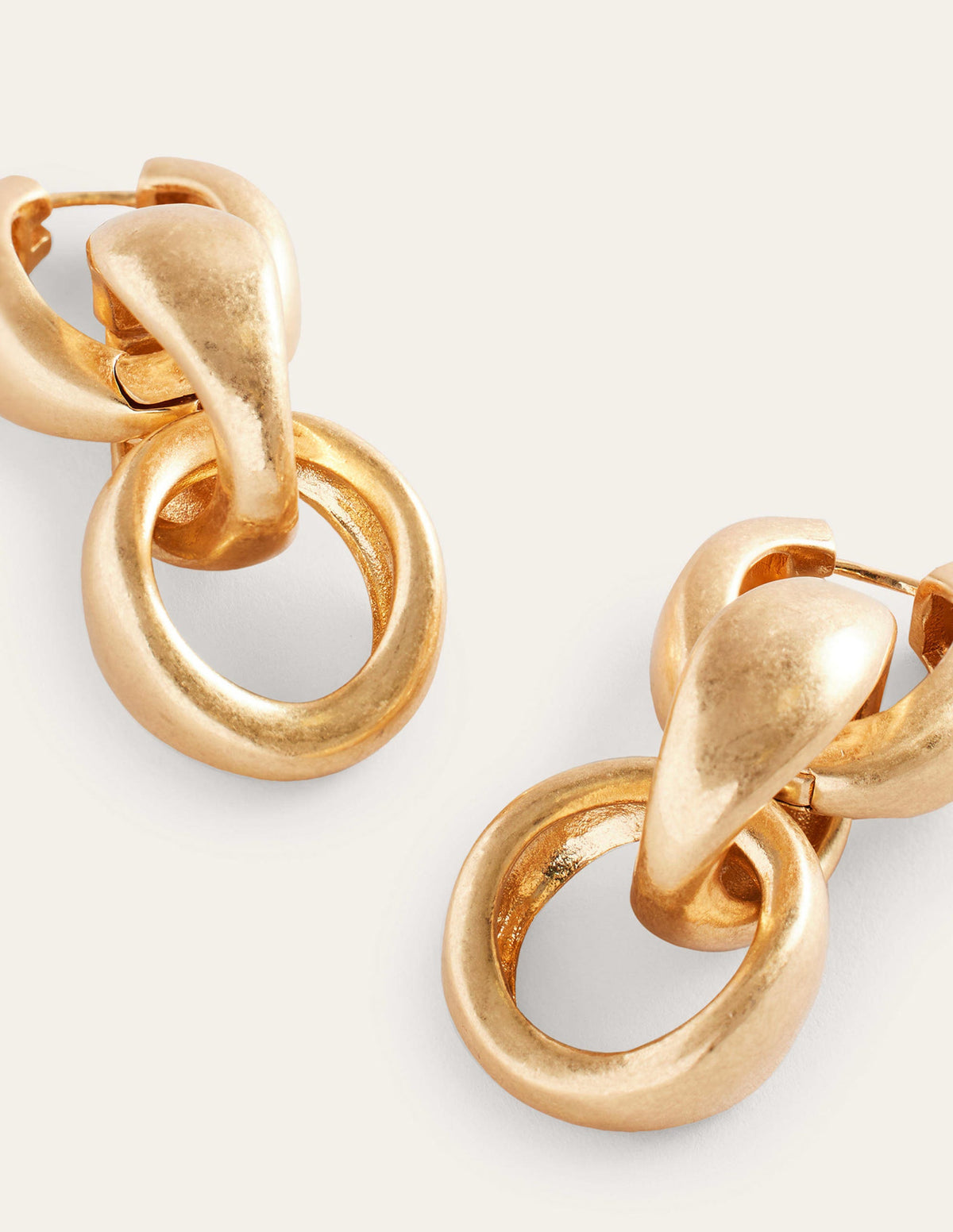 Chunky Chain-Link Earrings-Gold - Image 3