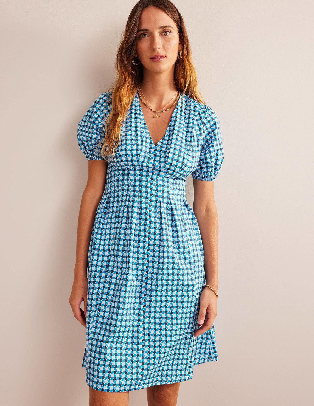 V-Neck Dart Detail Dress-Fluro Blue, Abstract Diamond - Image 4