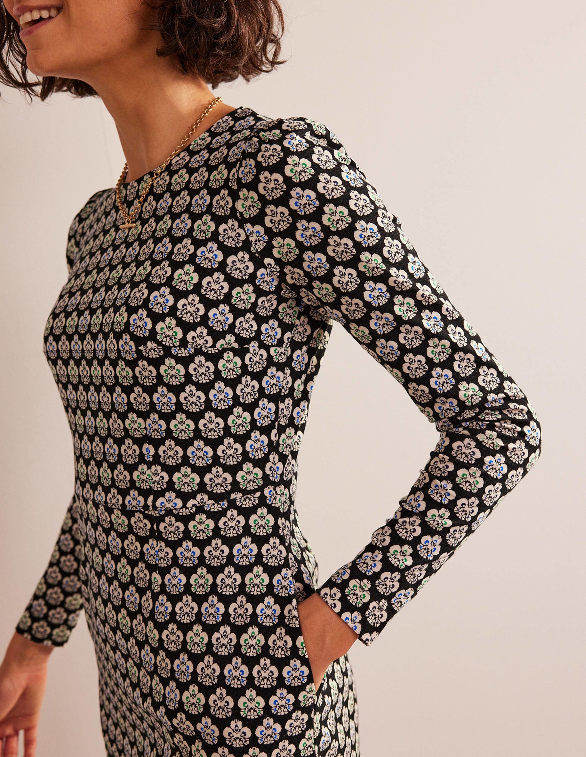 Penelope Jersey Dress-Black, Carnation Stamp-2