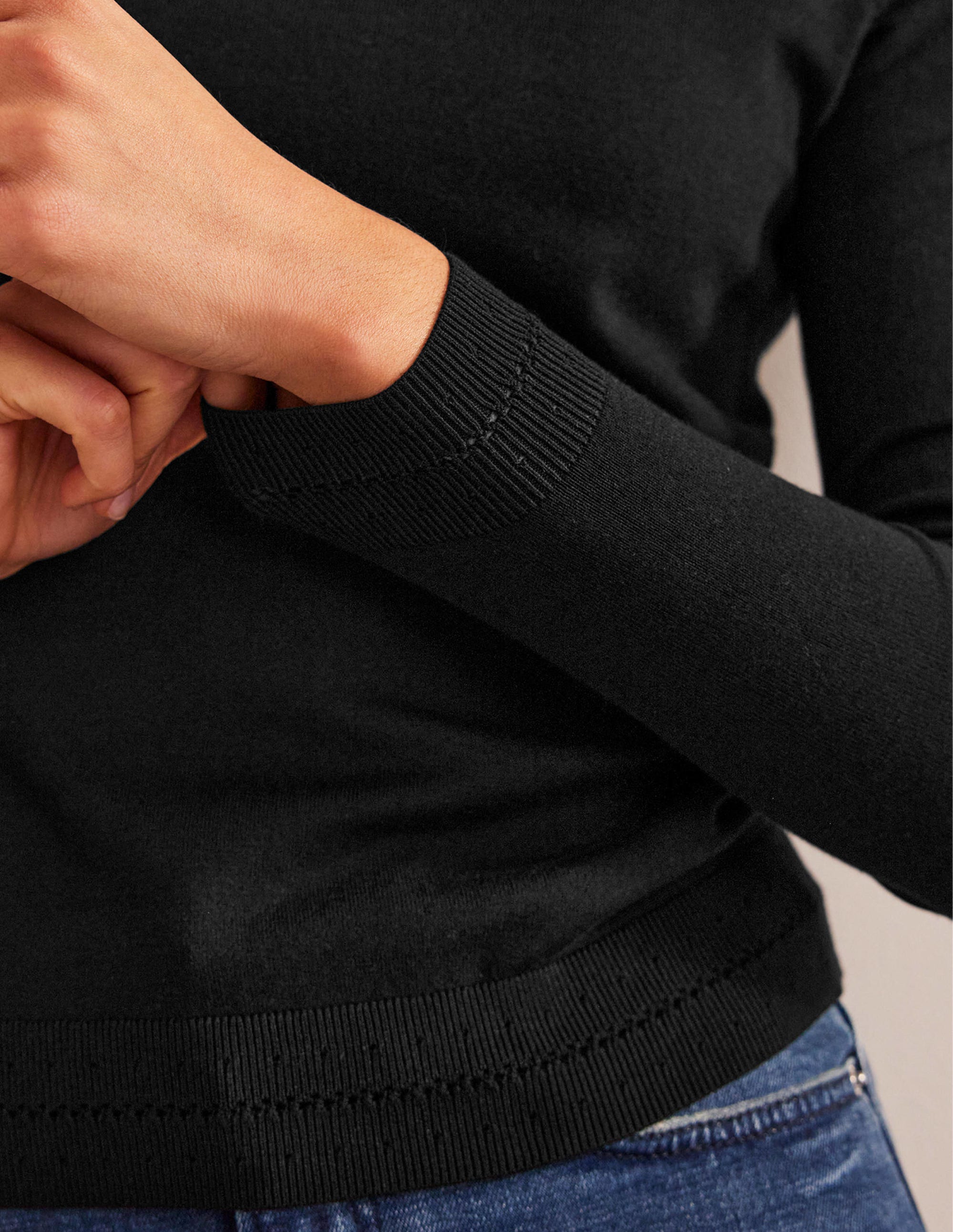 Catriona Cotton Crew Jumper-Black - Image 2