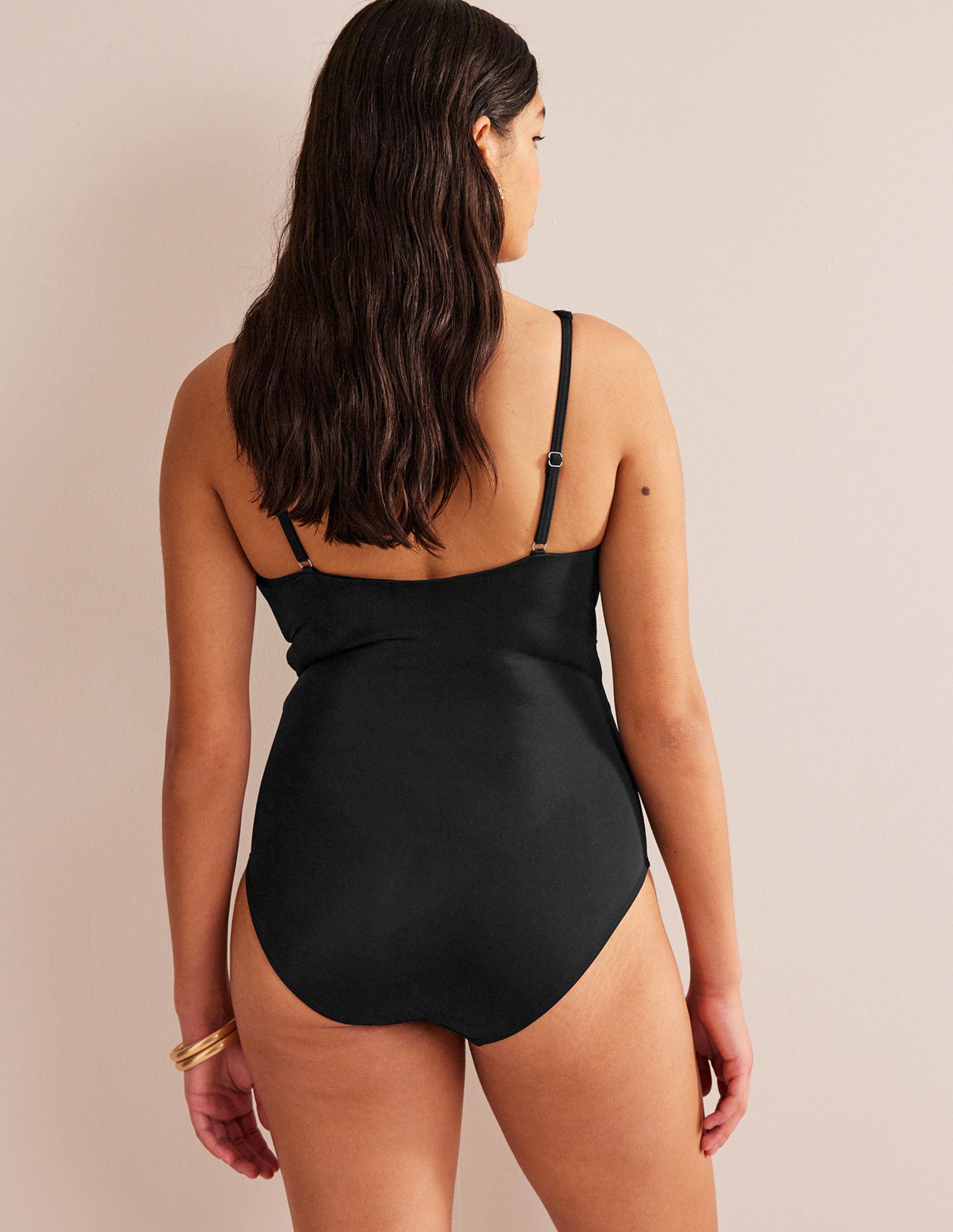 Twist Classic Swimsuit-Black - Image 2