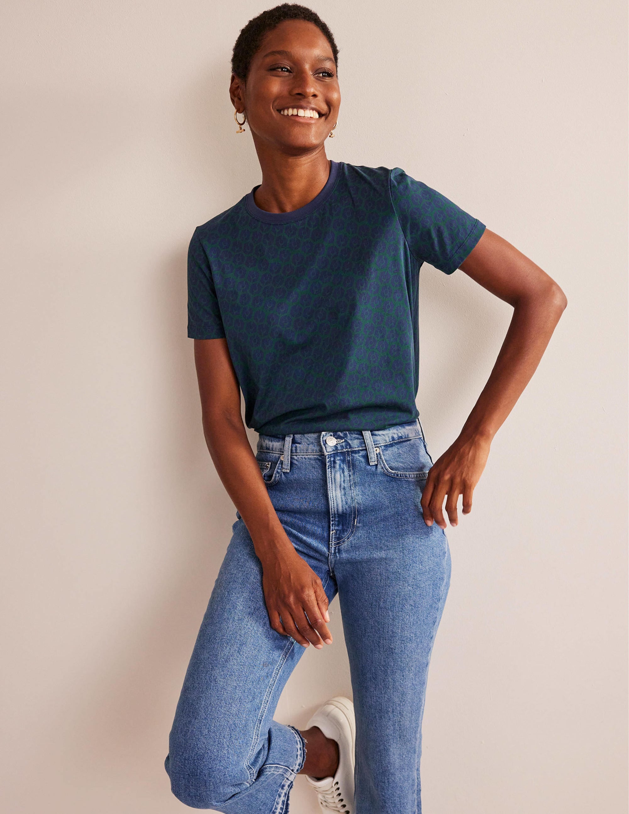 Printed Crew Neck T-shirt-Emerald Night, Reverie - Image 4