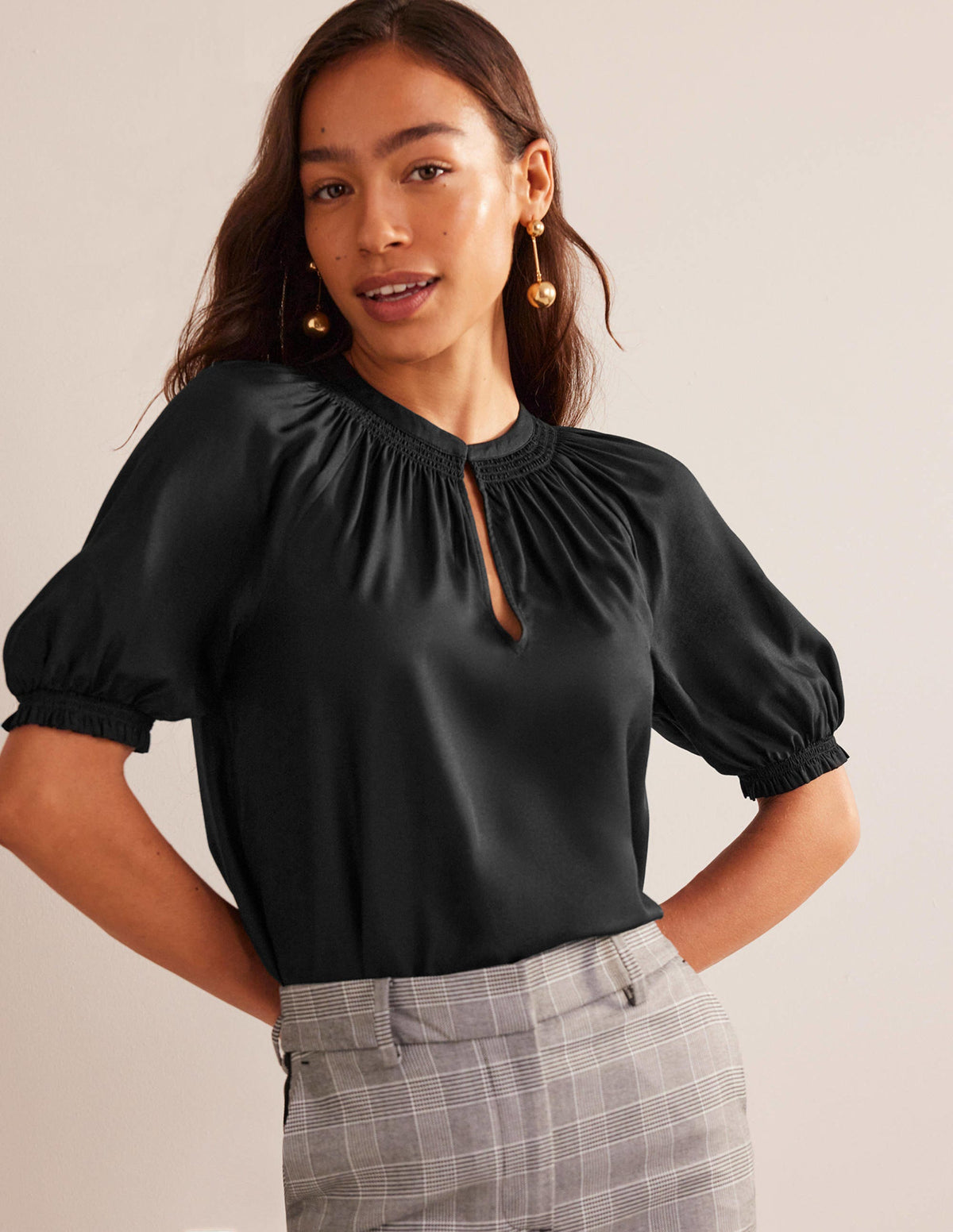 Stella Top-Black - Image 1