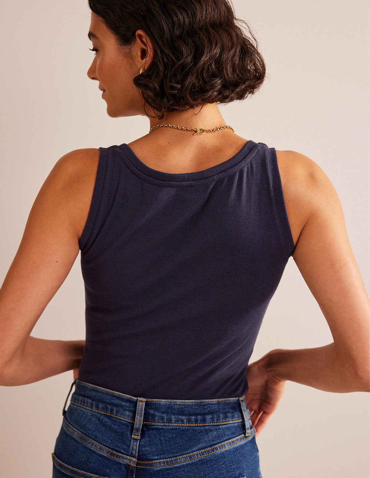 Essential Scoop-Neck Vest-Navy - Image 3