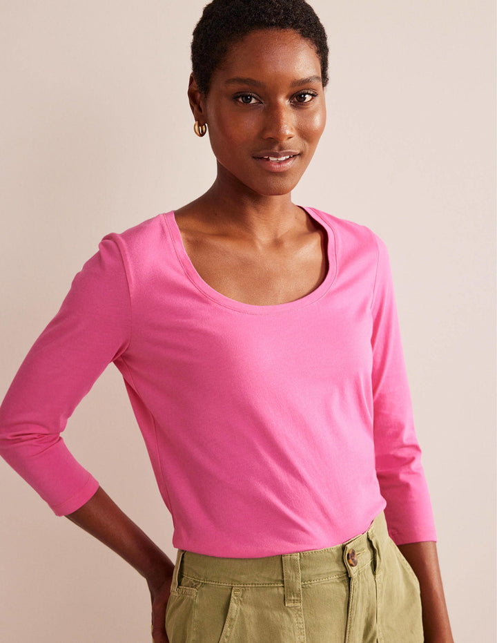 3/4 Sleeve Scoop Neck Top-Pink