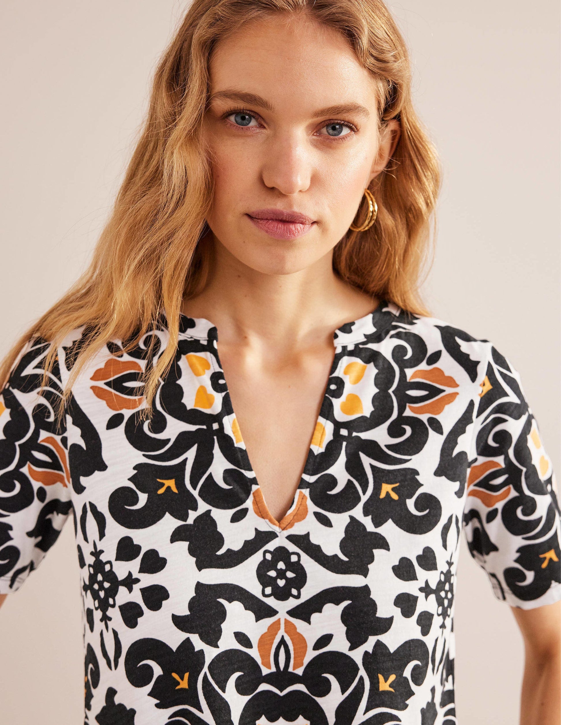 Easy Notch Neck Jersey Dress-Black, Opulent Pome-2