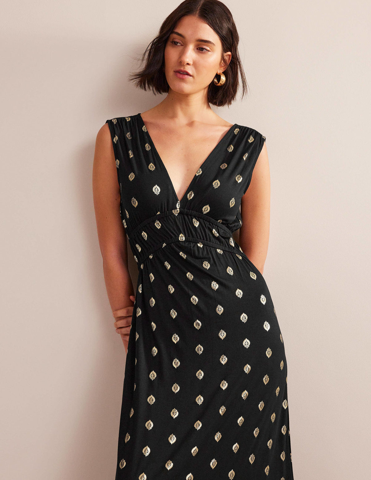 Smocked Jersey Maxi Dress-Black, Tranquil Leaf - Image 4