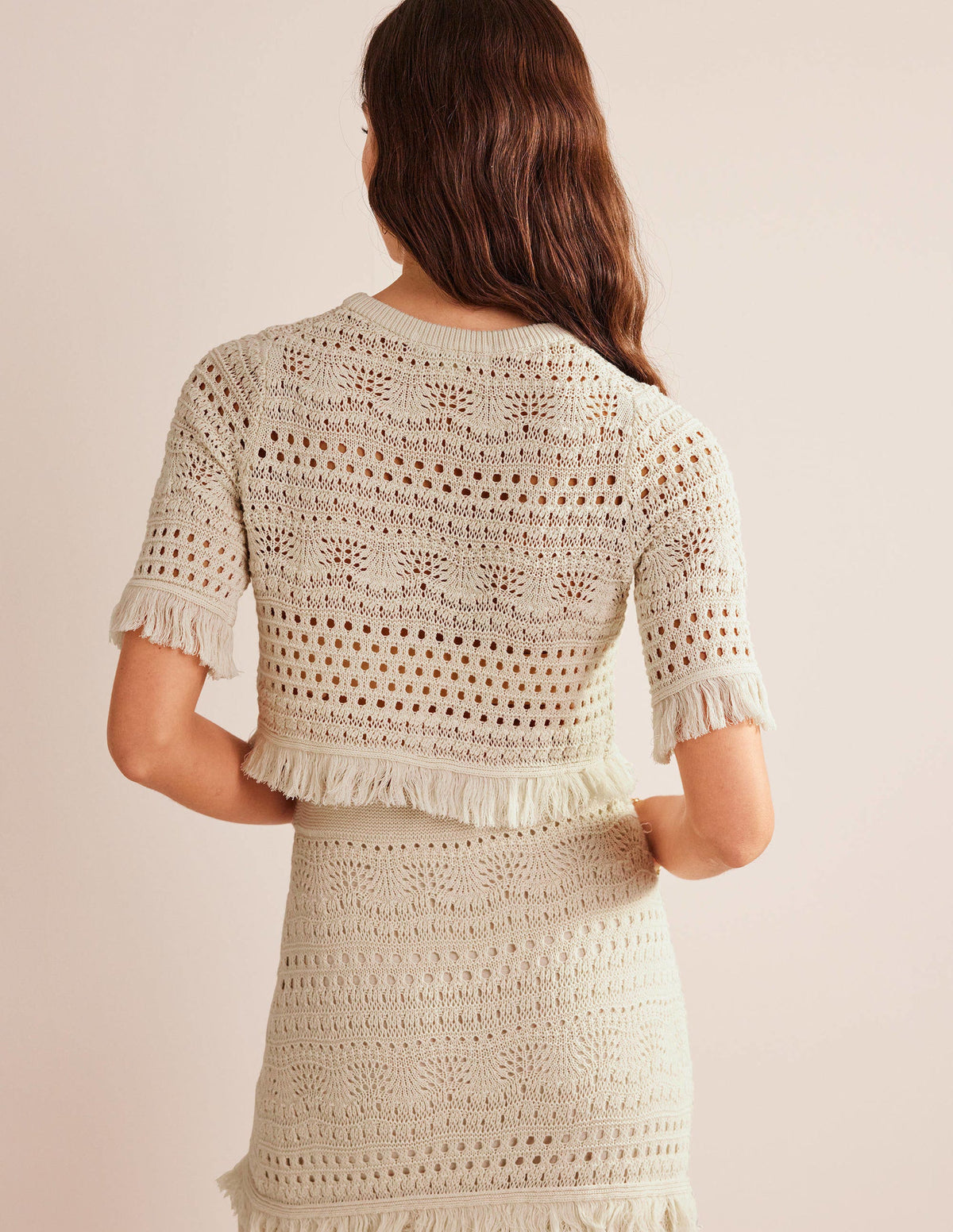 Cropped Fringe Crochet T-Shirt-Warm Ivory - Image 3