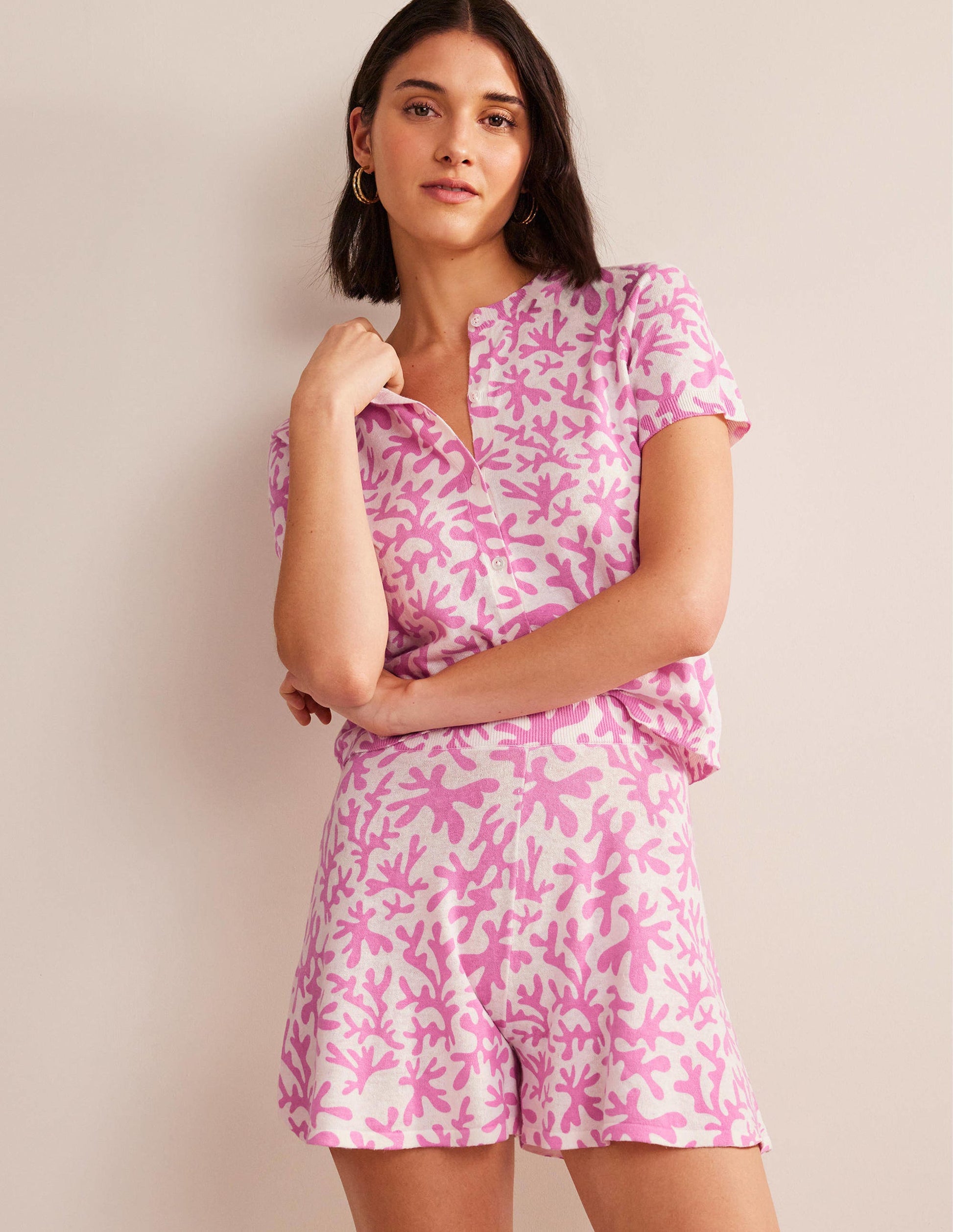 Knitted Shorts-Plum Blossom, Abstract Foliage-1