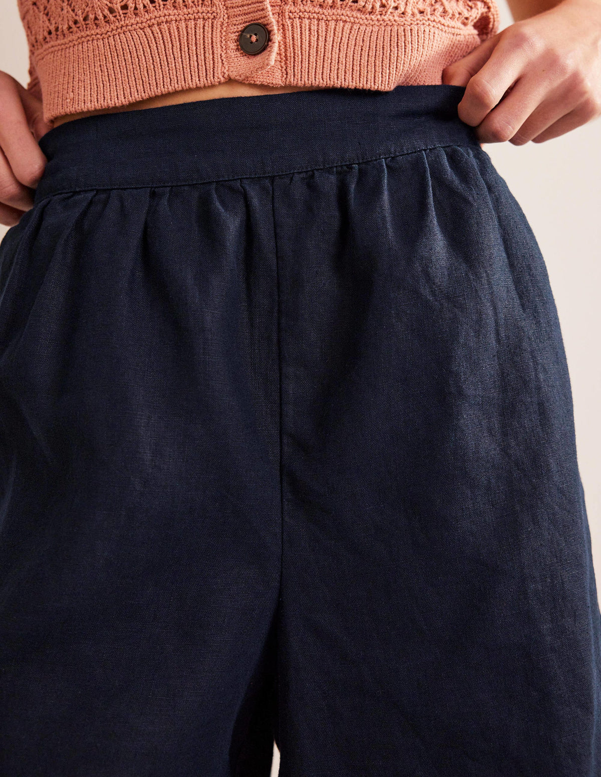 Pull-on Linen Shorts-Navy-2