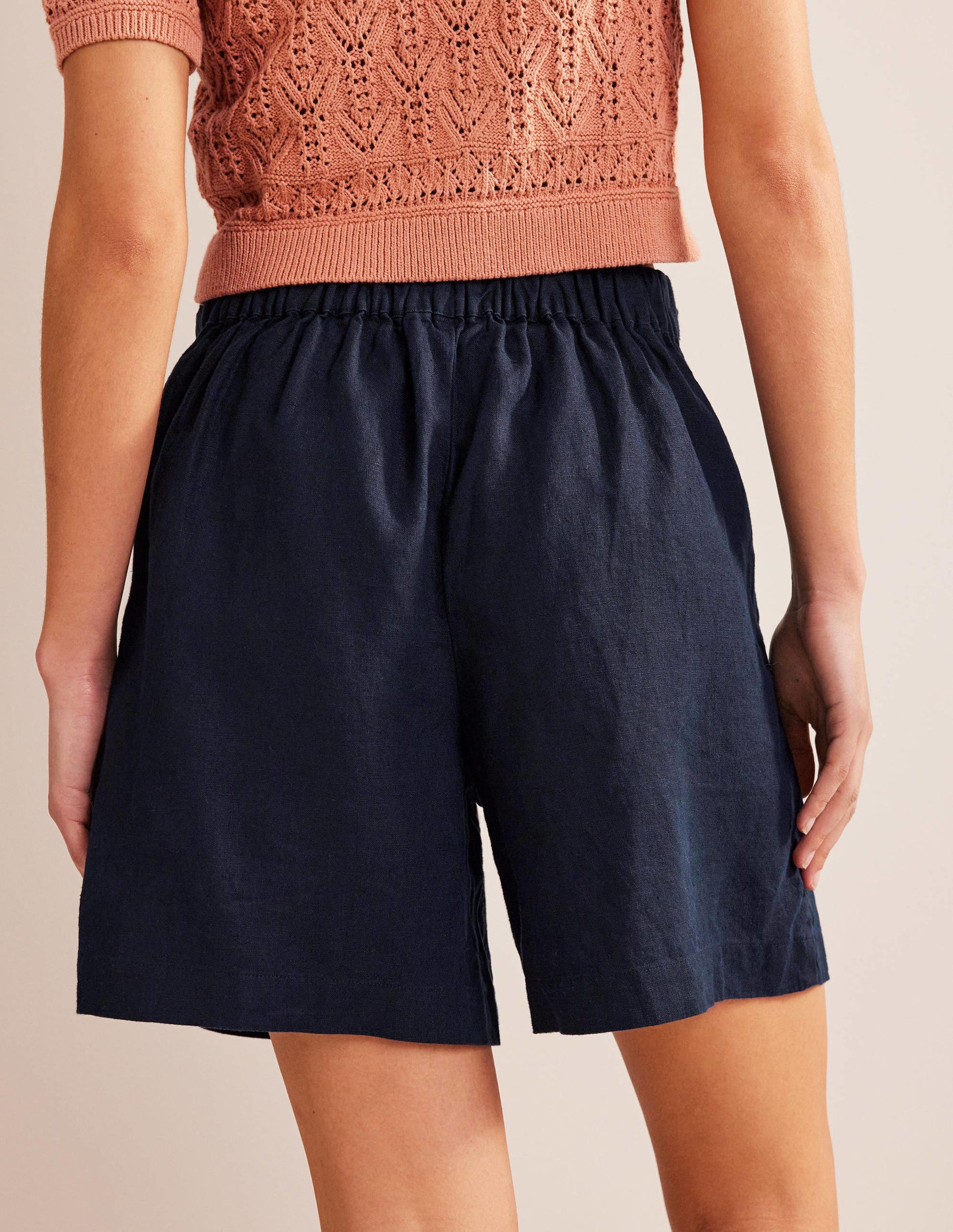 Pull-on Linen Shorts-Navy-3