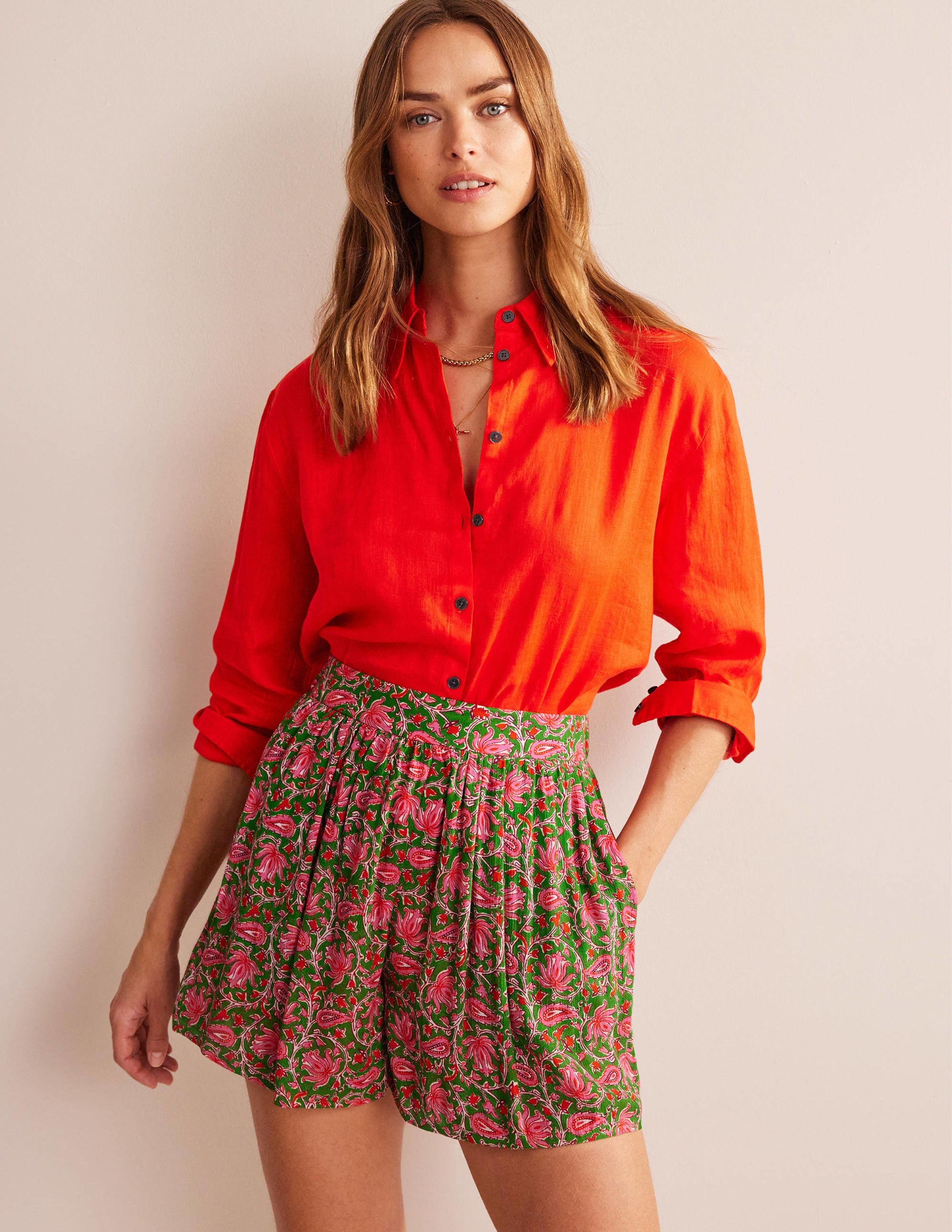 Crinkle Shorts-Lime, Botanic Vine - Image 4