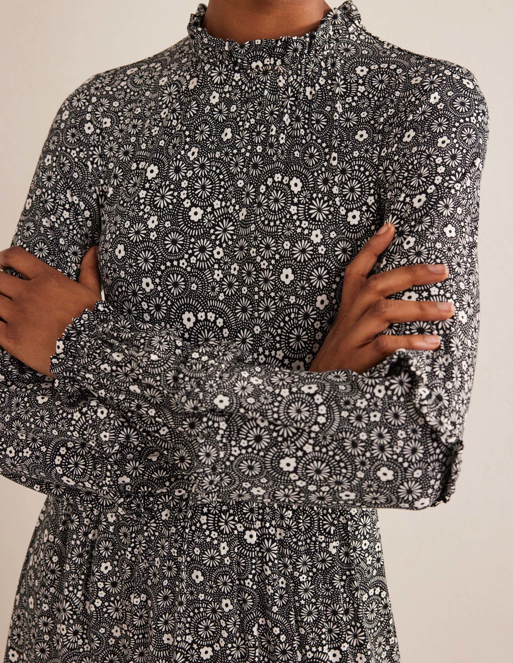 Tier Insert Midi Jersey Dress-Black, Dotty Daisy-2