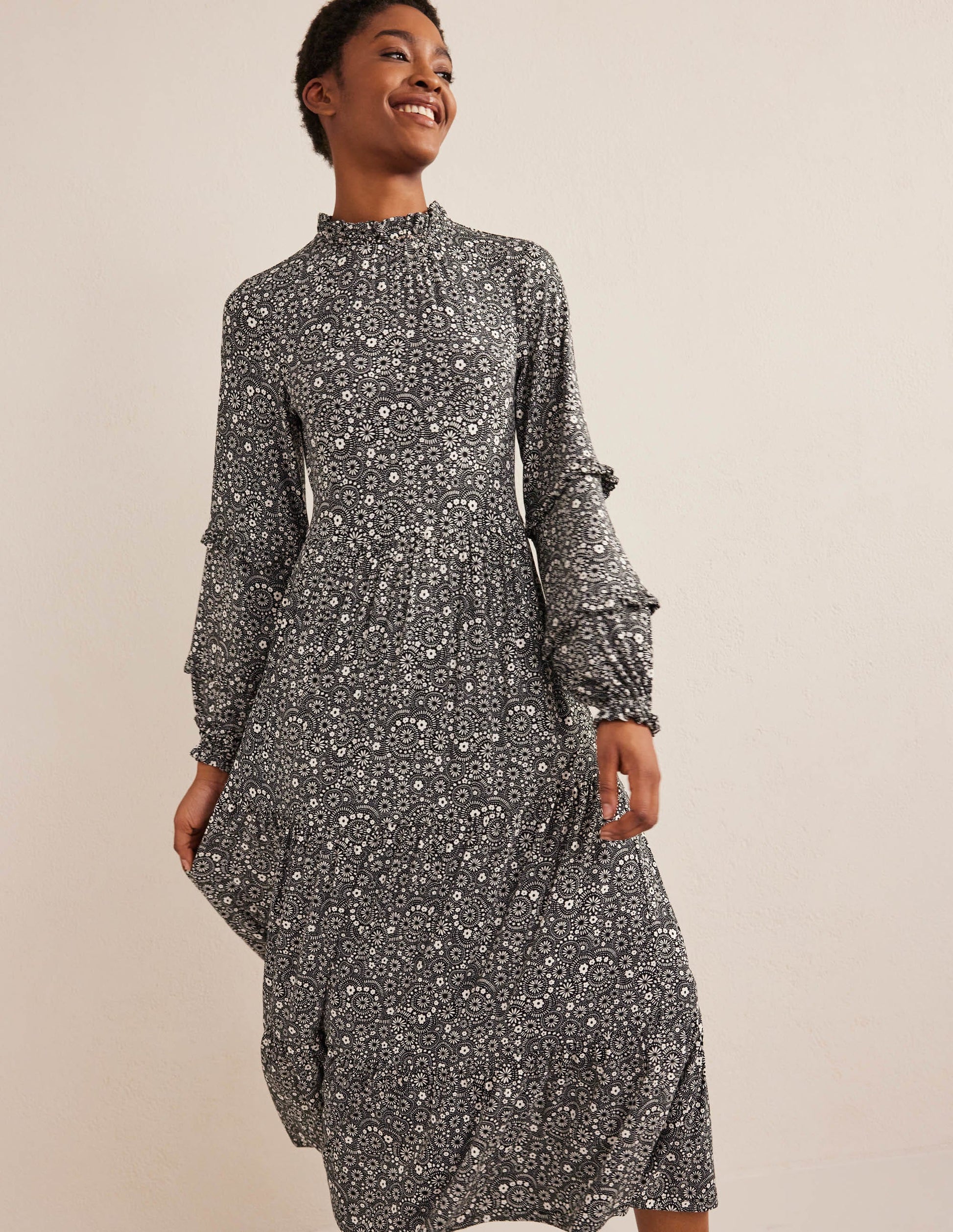 Tier Insert Midi Jersey Dress-Black, Dotty Daisy-4