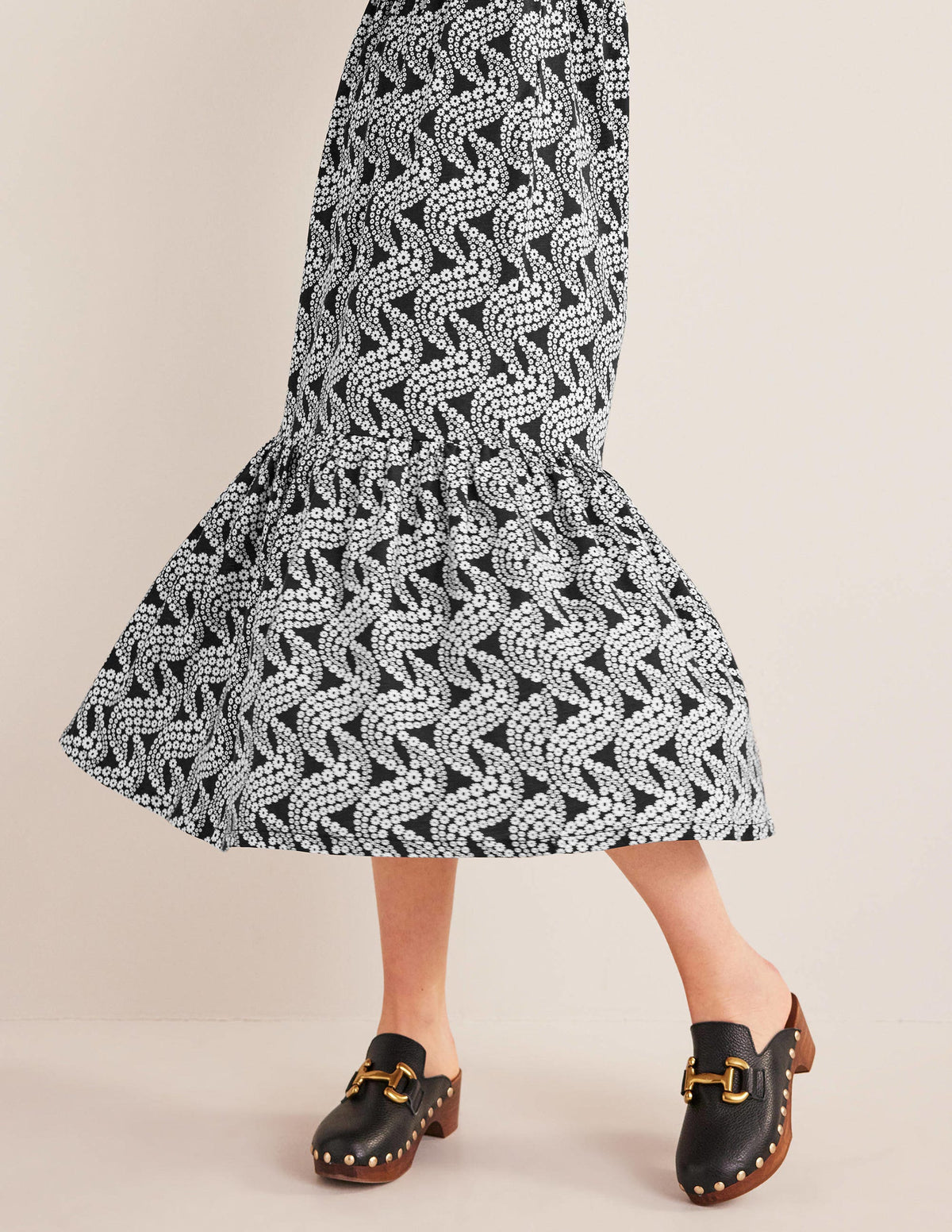 Emma Tiered Jersey Midi Dress-Black, Daisy Swirl-2