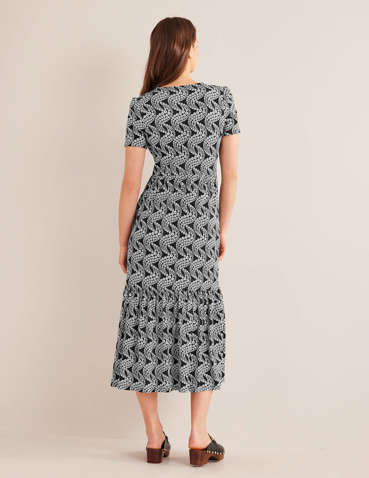 Emma Tiered Jersey Midi Dress-Black, Daisy Swirl-3