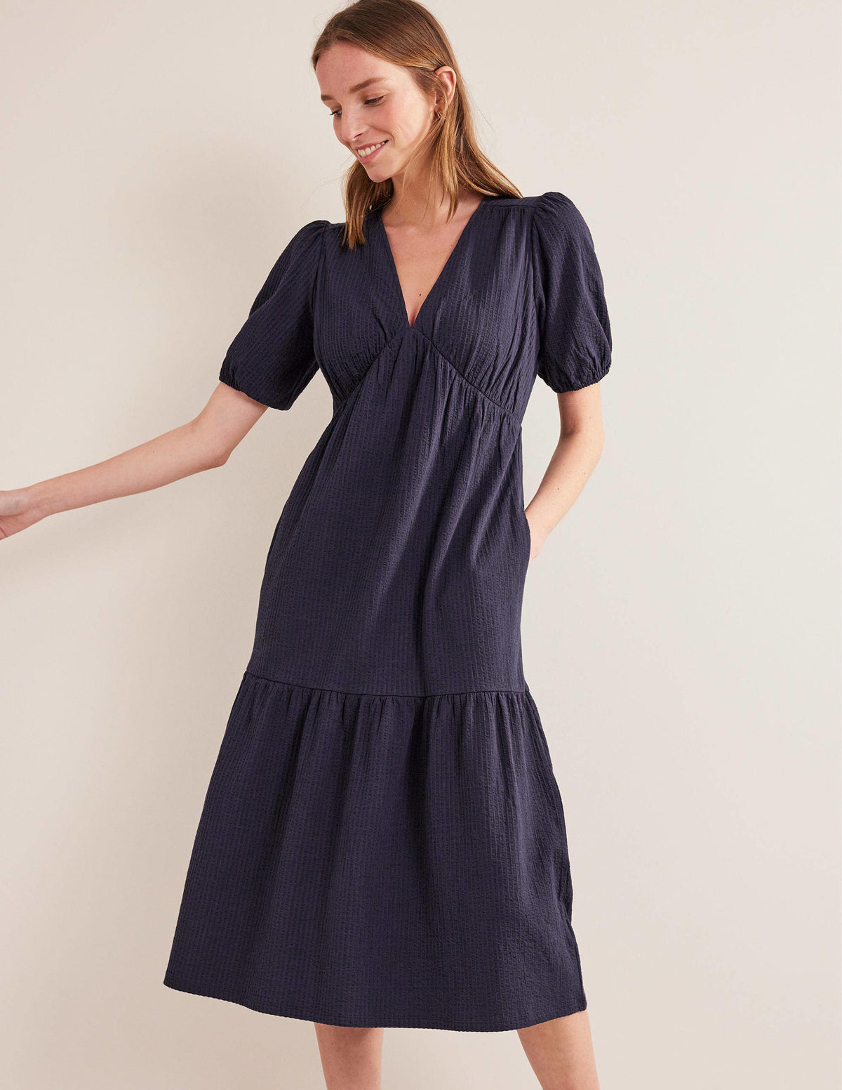 Jersey Seersucker Midi Dress-Navy-4