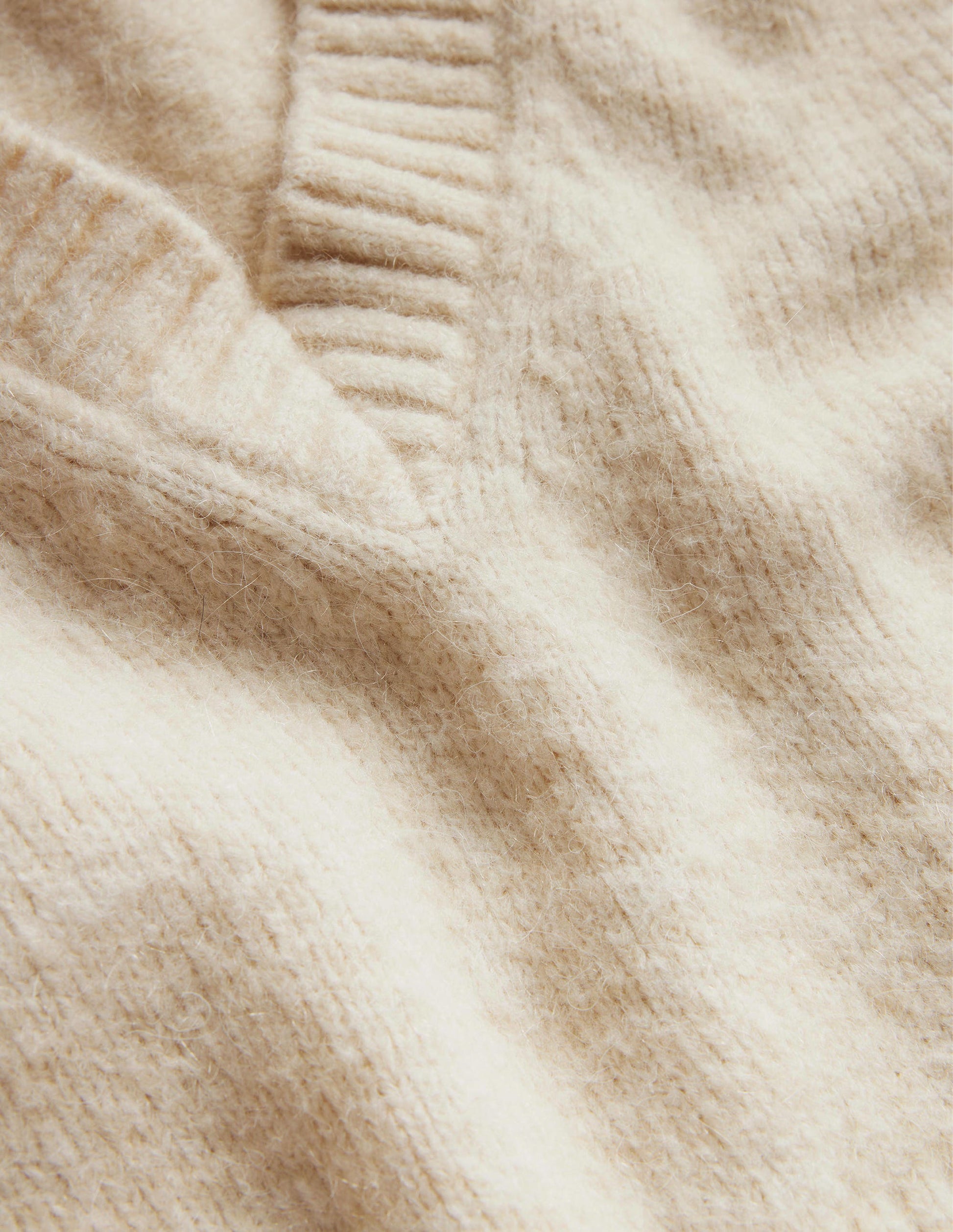 Fluffy Cropped V-Neck Jumper-Rope-7
