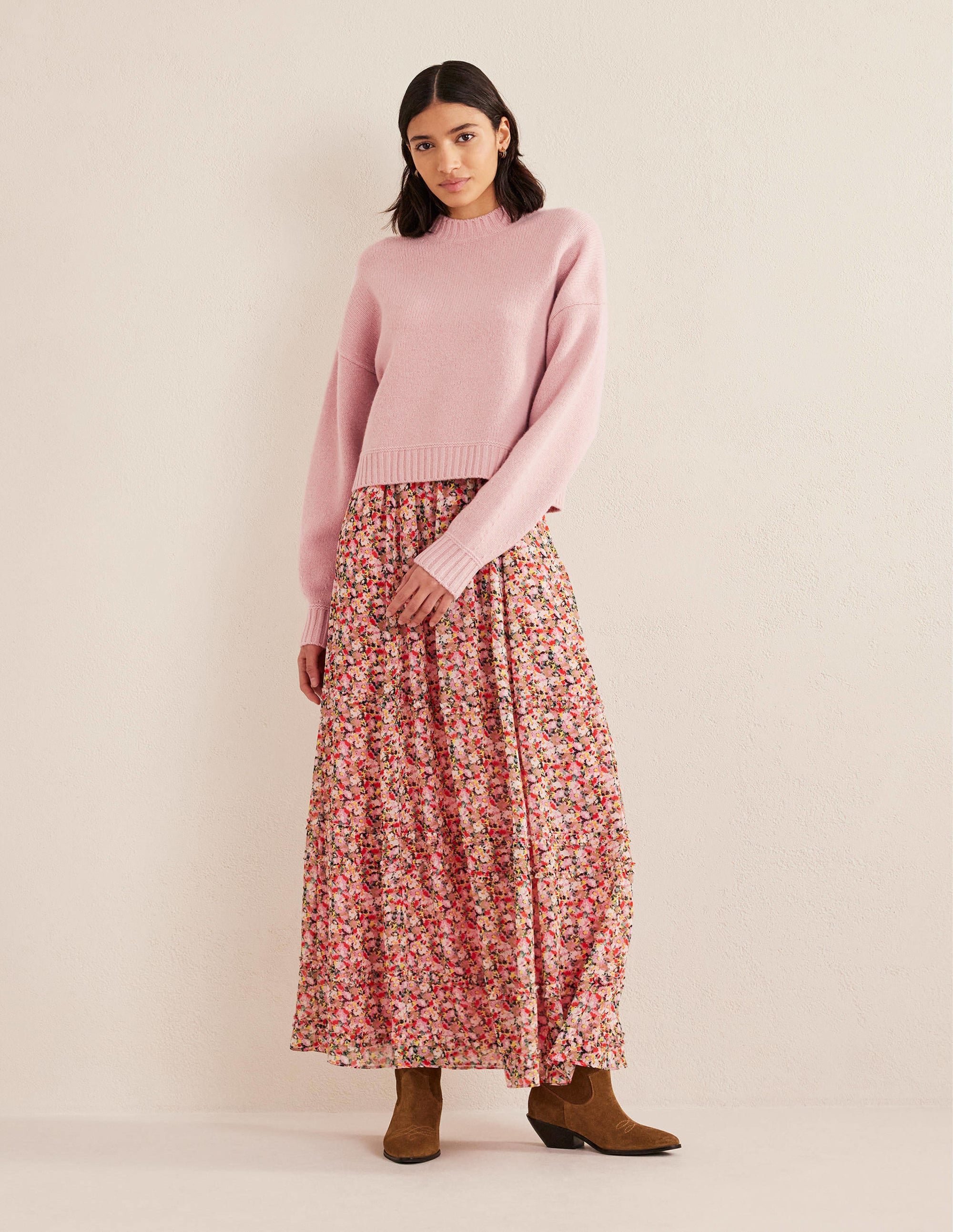 Brushed Wool Cropped Jumper-Chalky Pink - Image 4