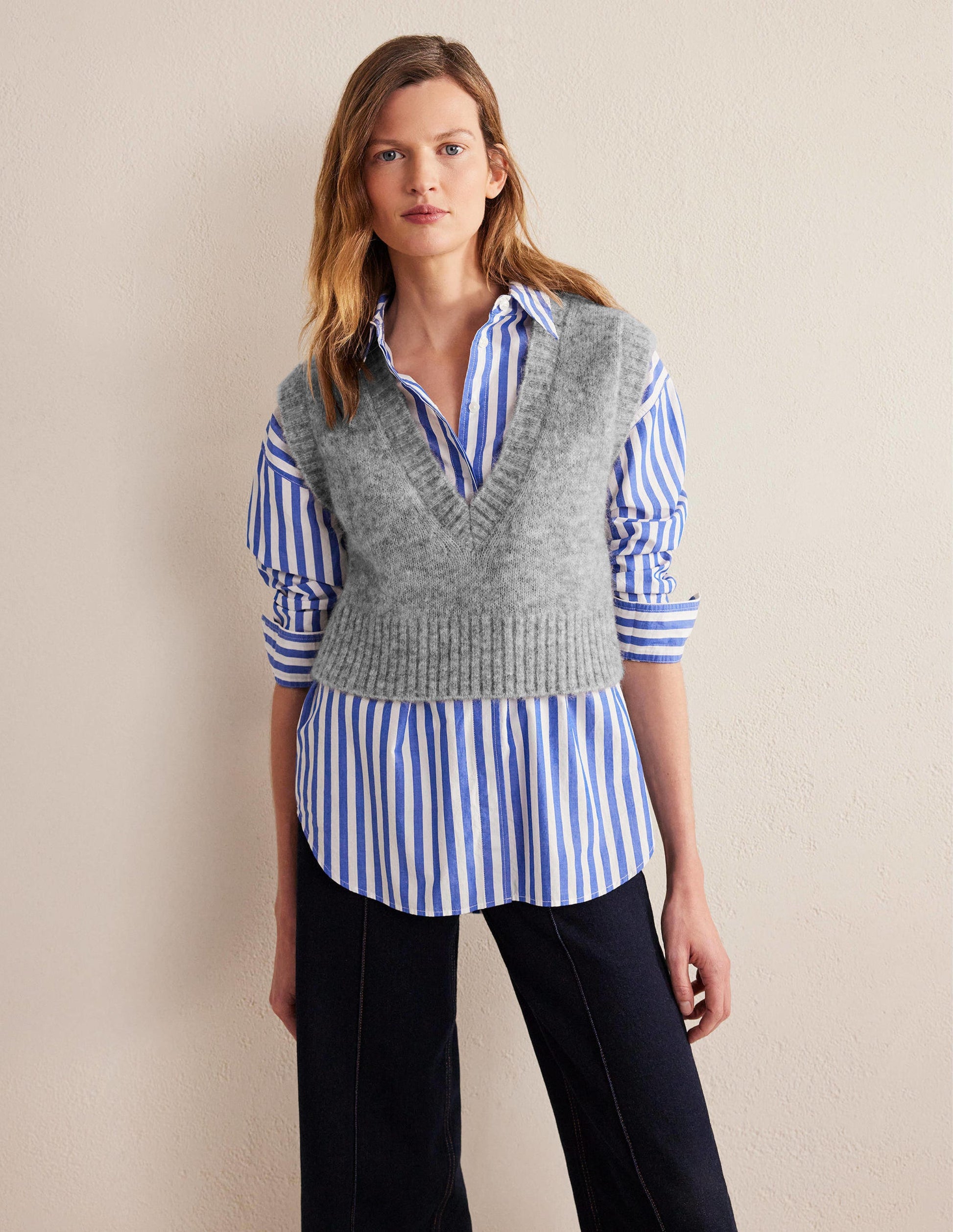 Fluffy Cropped V-Neck Tank Top-Grey Melange-4