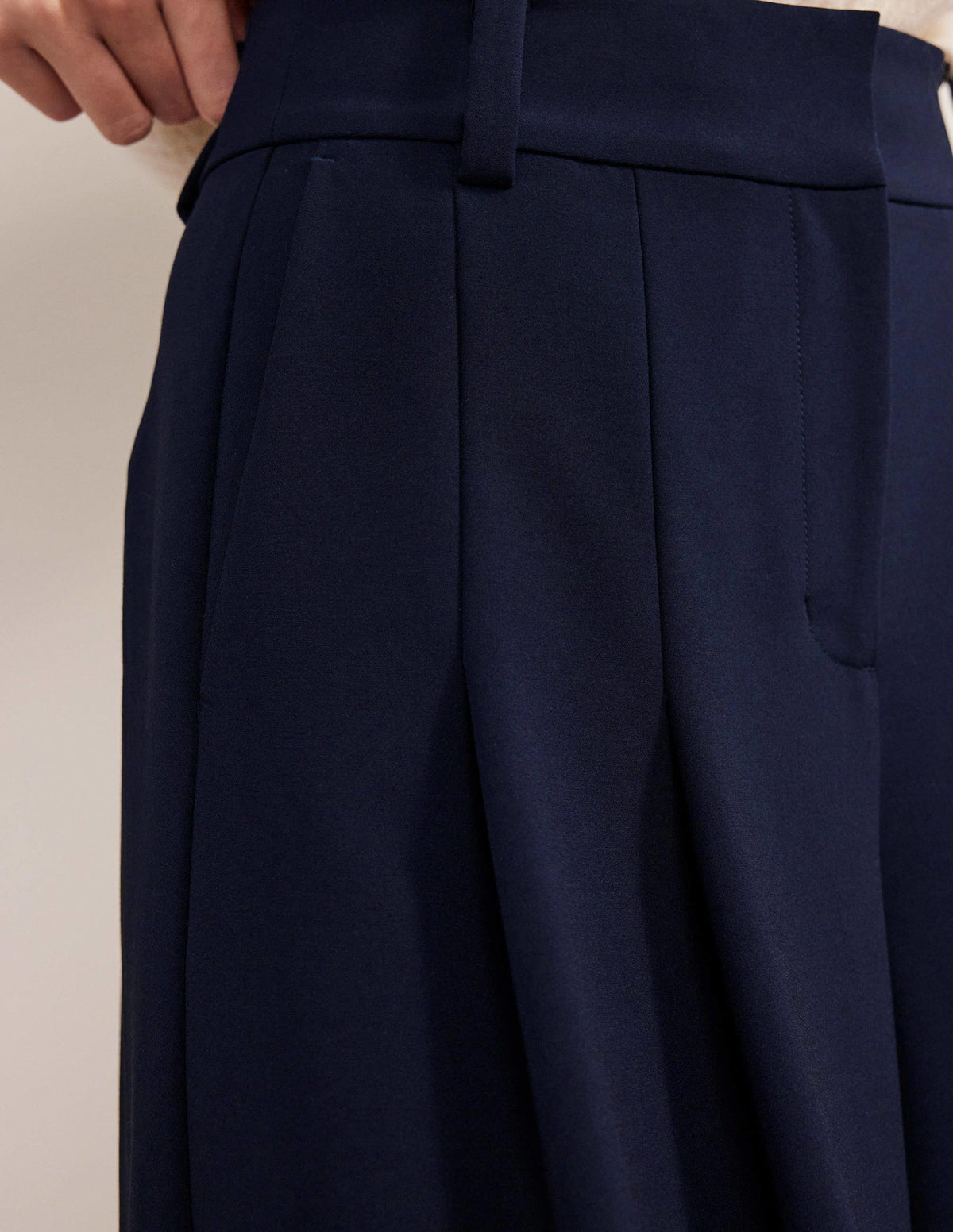 Wide Leg Fluid Culottes-Navy-5