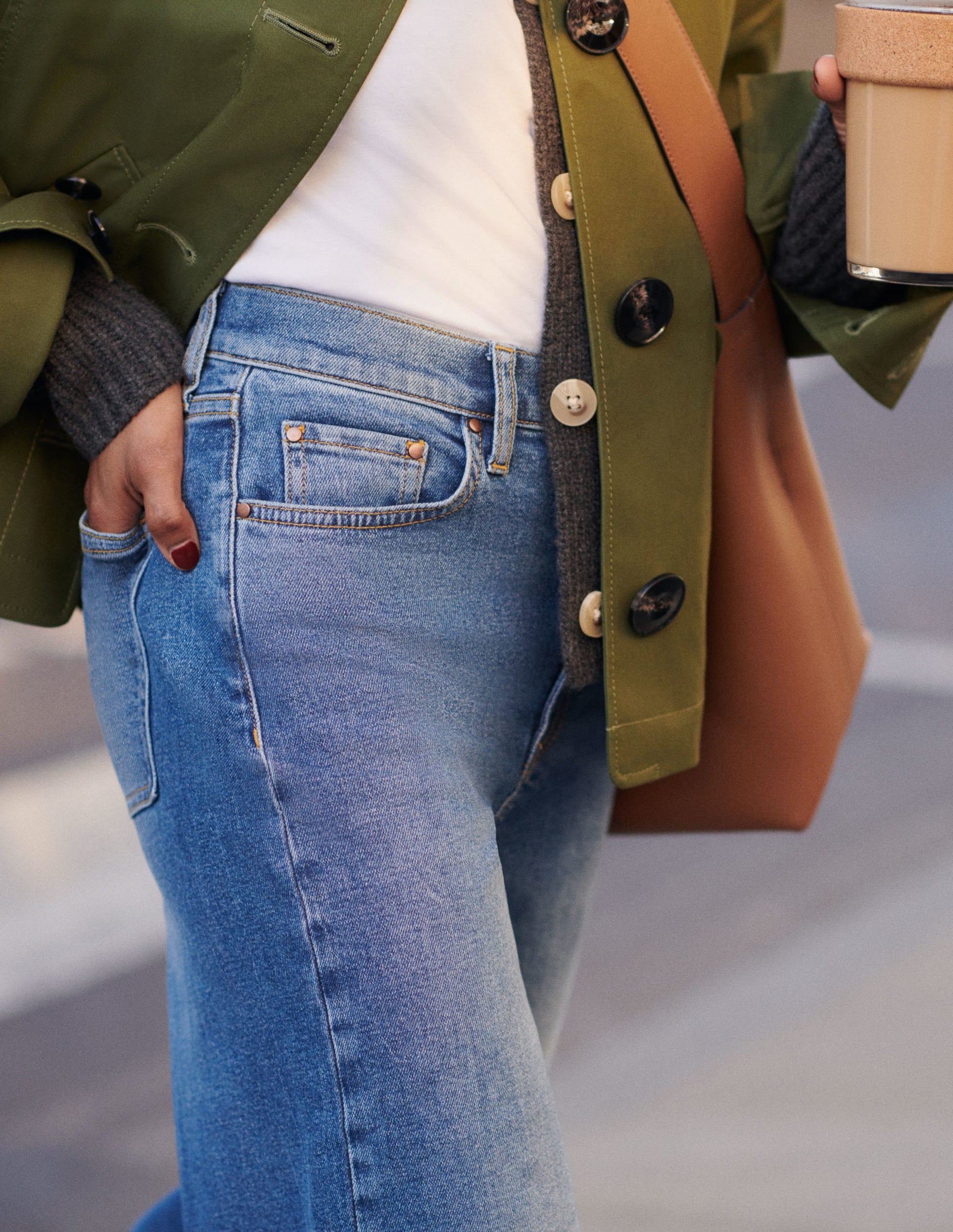 High Rise Wide Leg Jeans-Mid Vintage-11