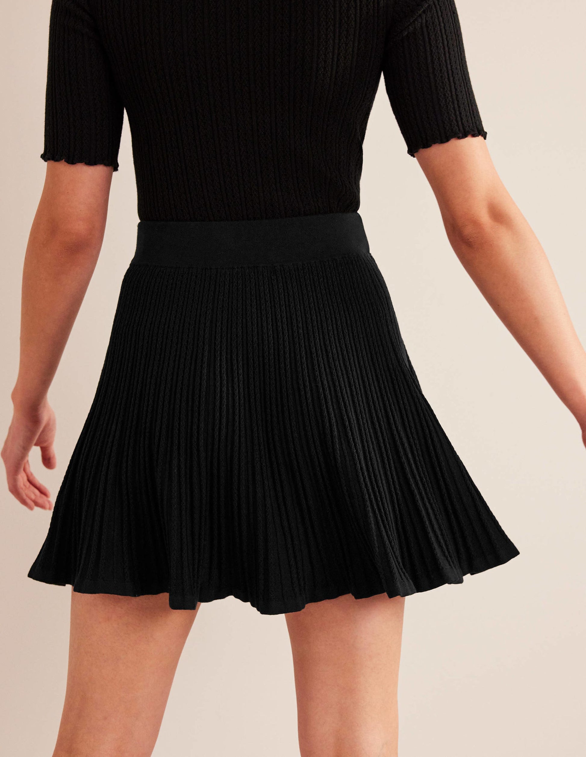 Knitted Pointelle Skirt-Black-3