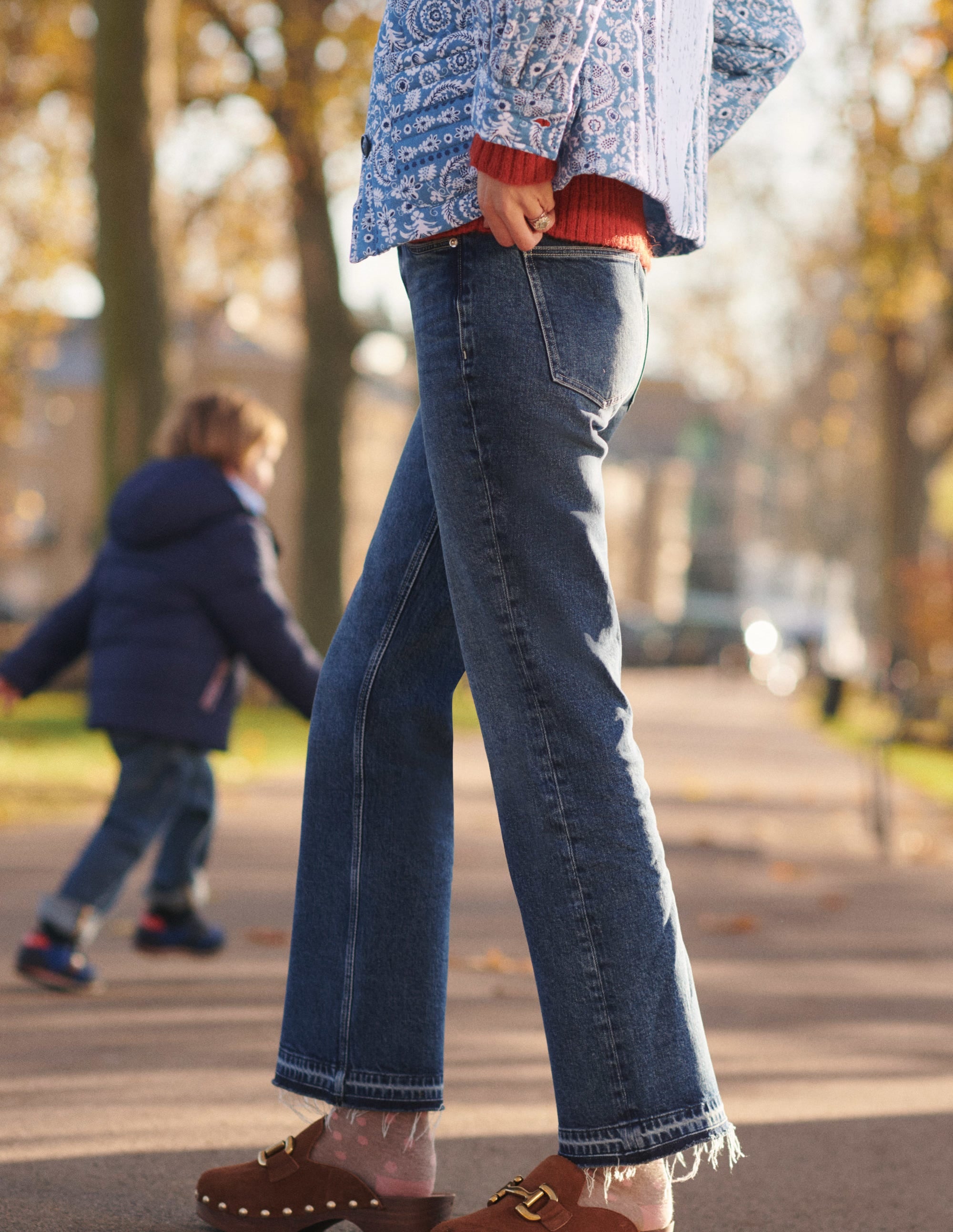 Mid Rise Baby Kick Jeans-Mid Vintage - Image 8