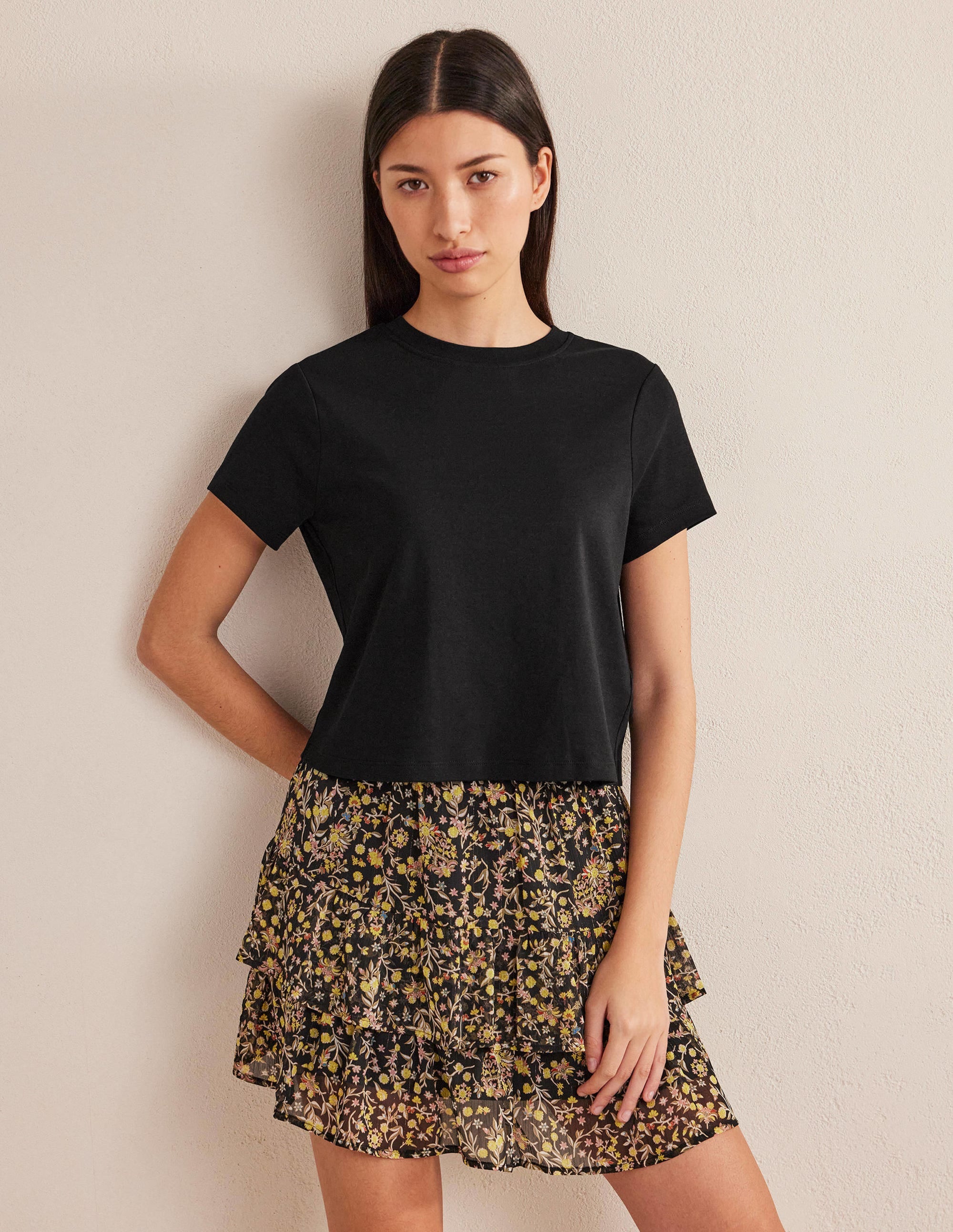 Perfect Cotton Cropped T-Shirt-Black - Image 1