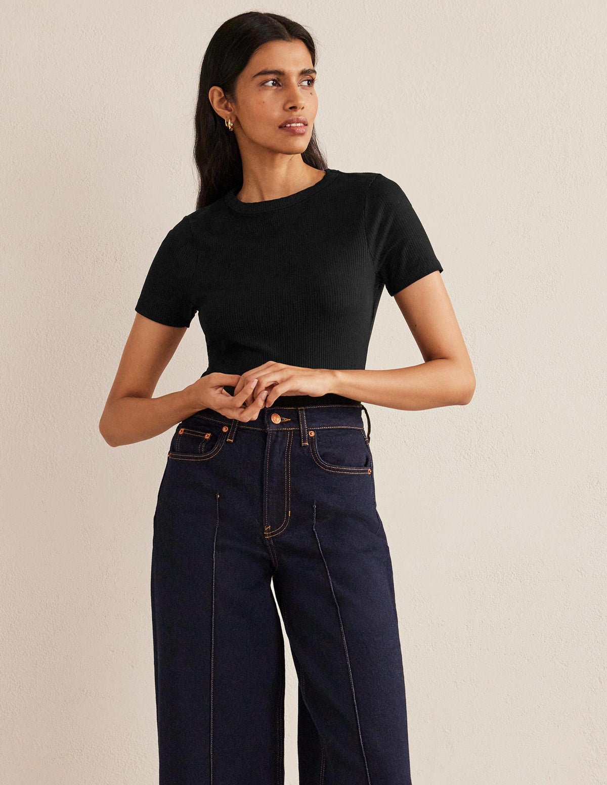 Soft Ribbed Crew Neck T-shirt-Black - Image 1