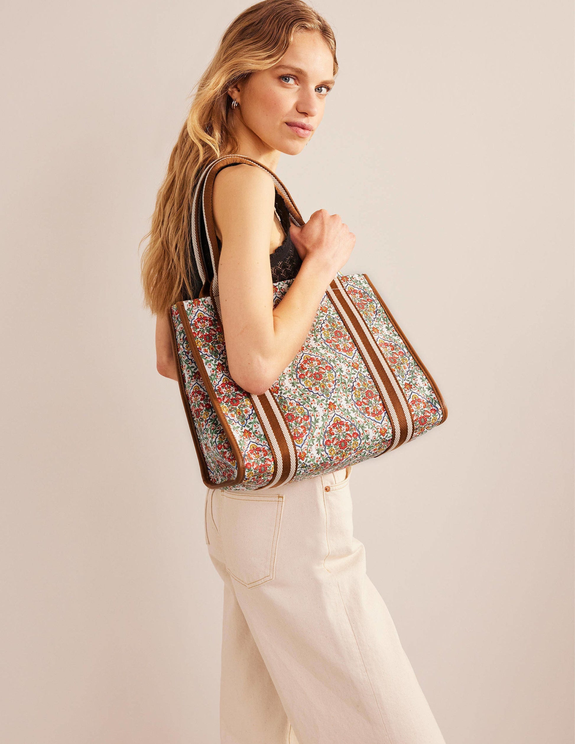 Tilda Canvas Tote Bag-Multi Vine, Terrace-2