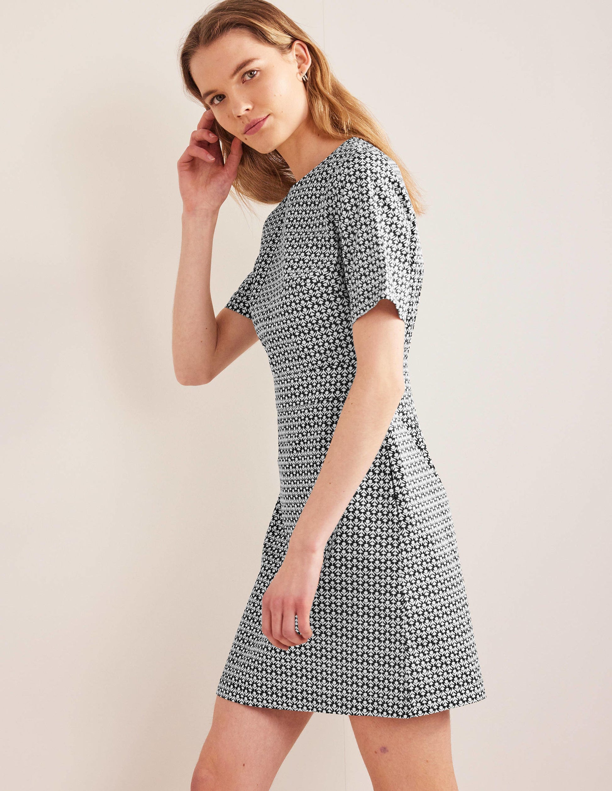 Cotton Mini Shift Dress-Black, Tulip Bud-4