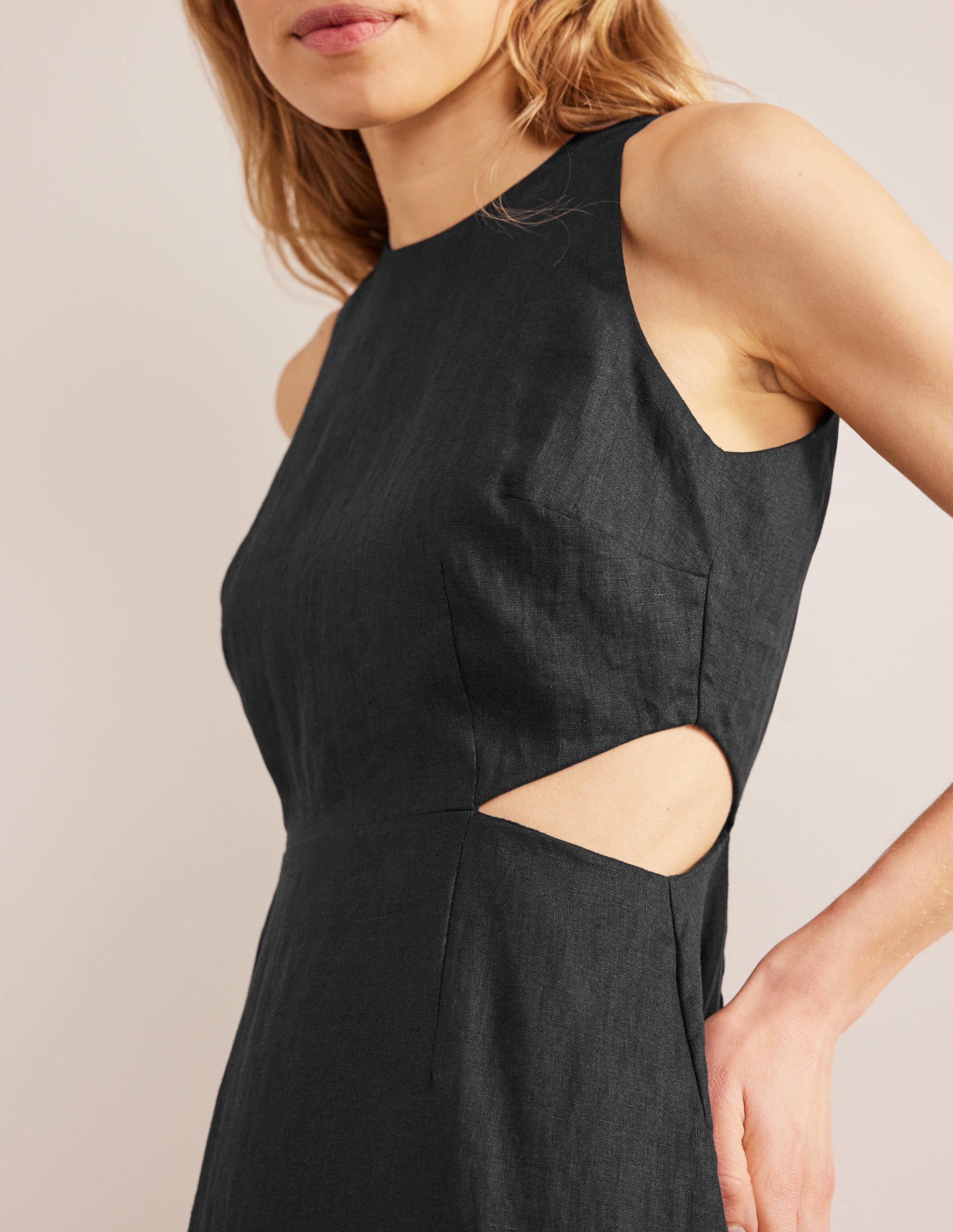 Cut Out Linen Midi Dress-Black - Image 2