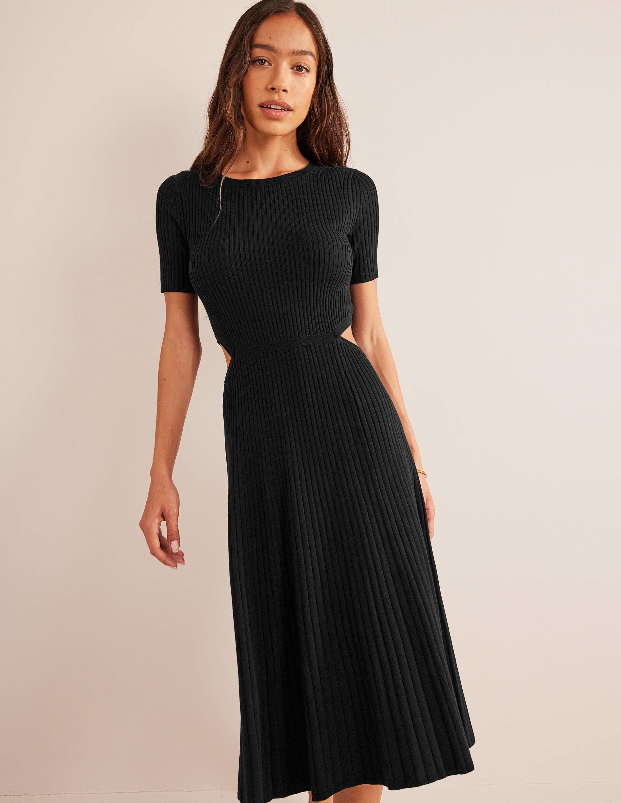 Cut Out Knitted Midi Dress-Black - Image 1