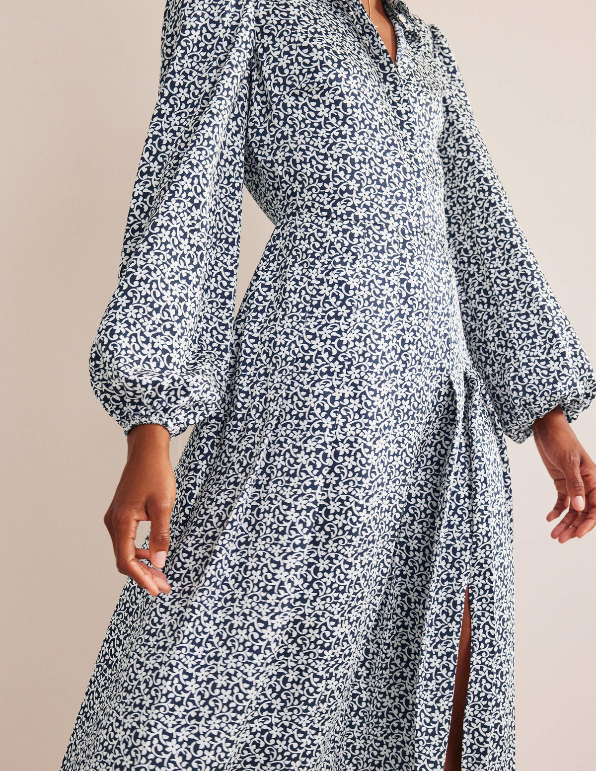 Pleated Skirt Midi Shirt Dress-Navy, Flower Stem - Image 3