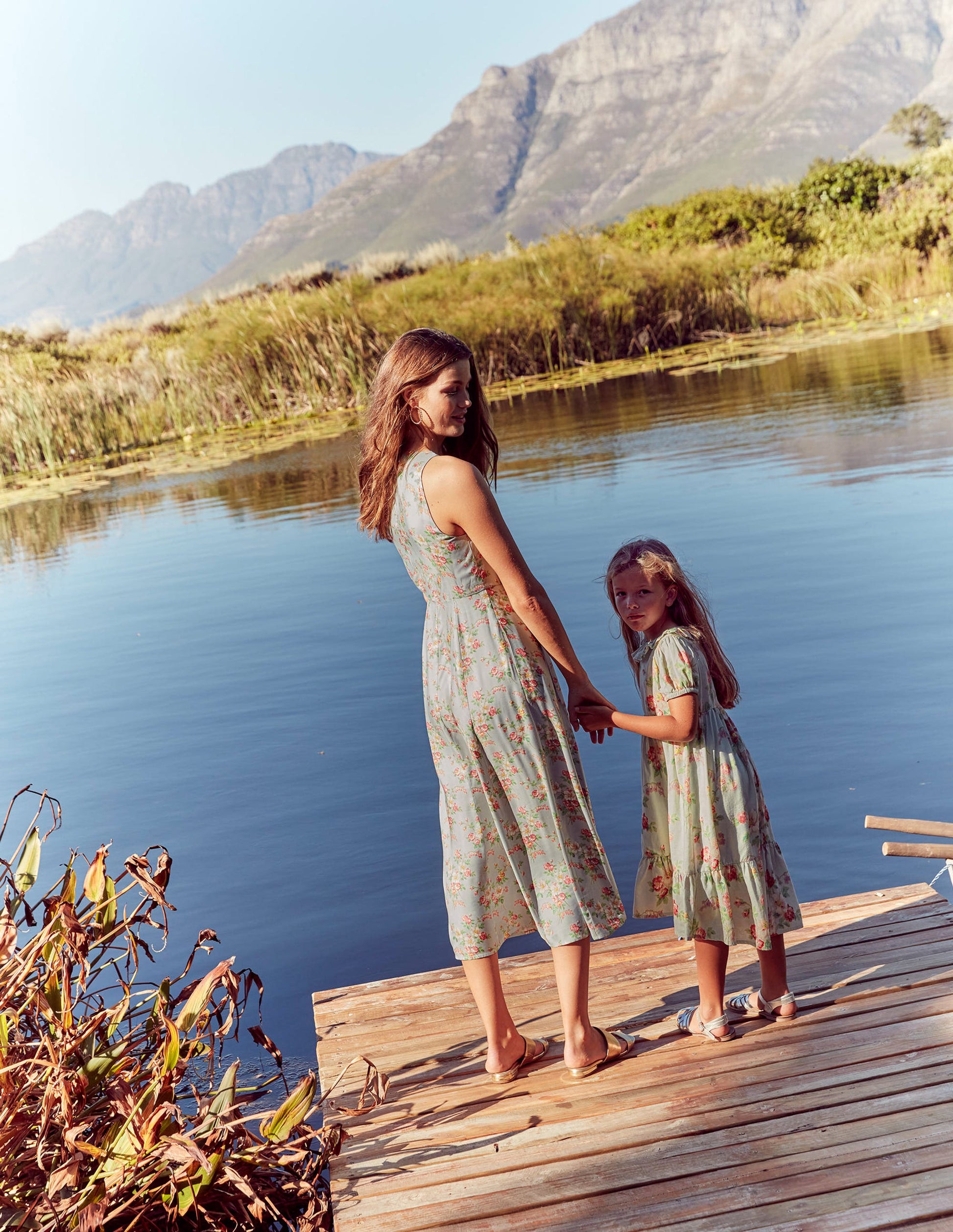 Fit-and-Flare Midi Dress-Pale Green, Vintage Floral-5