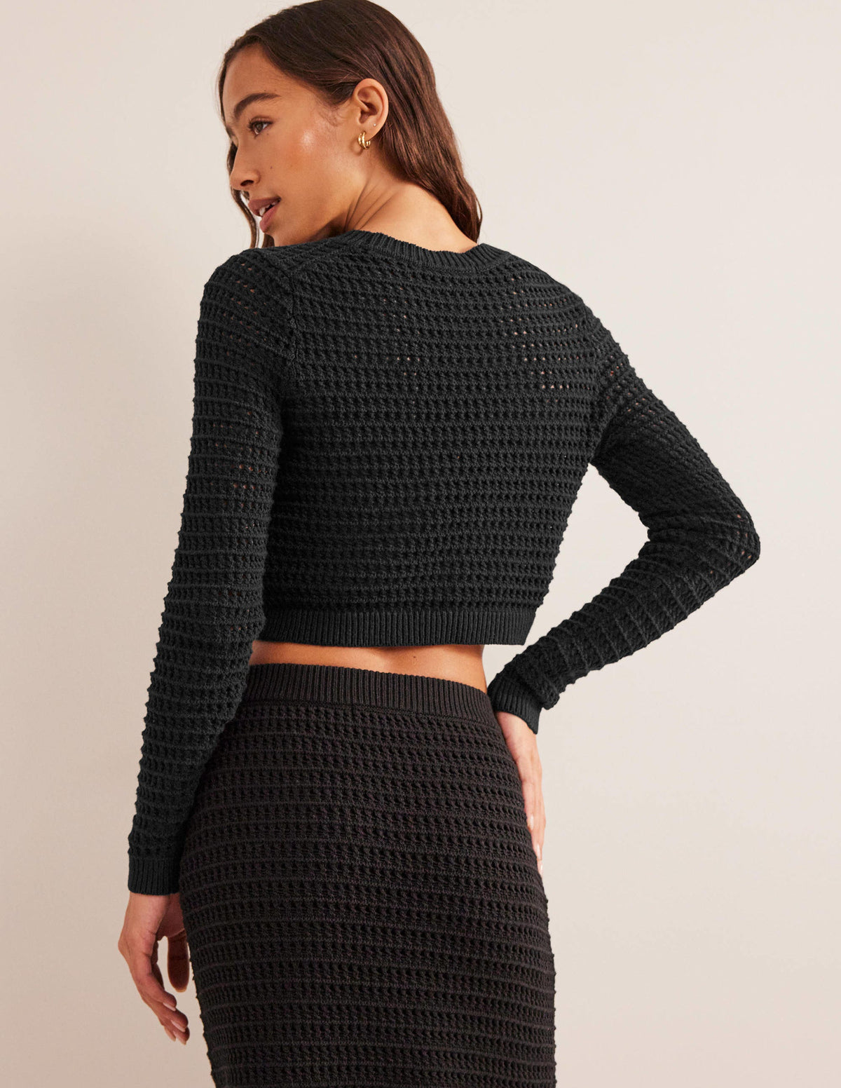 Cropped Crochet Jumper-Black - Image 3
