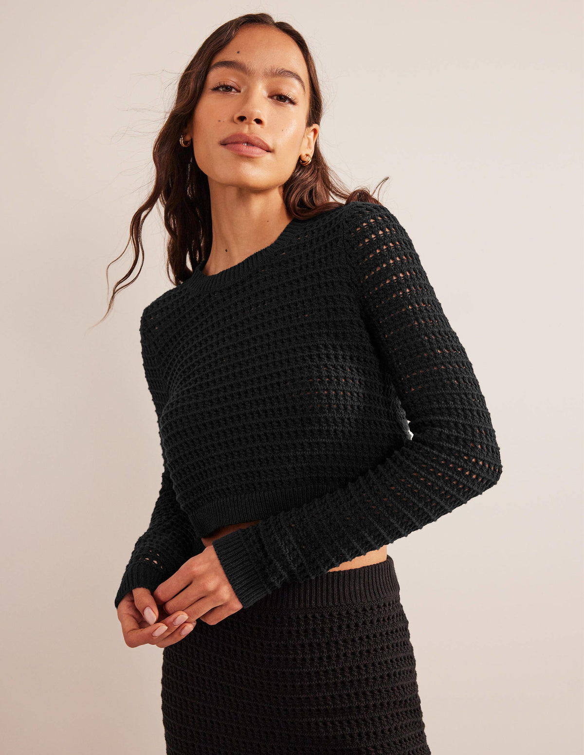 Cropped Crochet Jumper-Black - Image 4