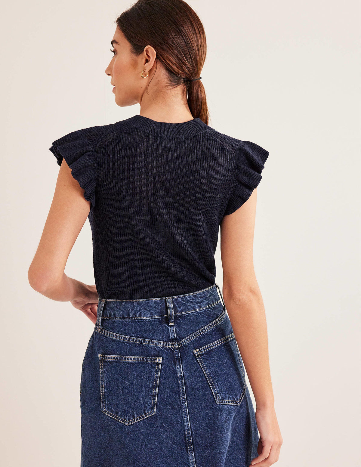 Ribbed Frill Linen Vest-Navy - Image 2