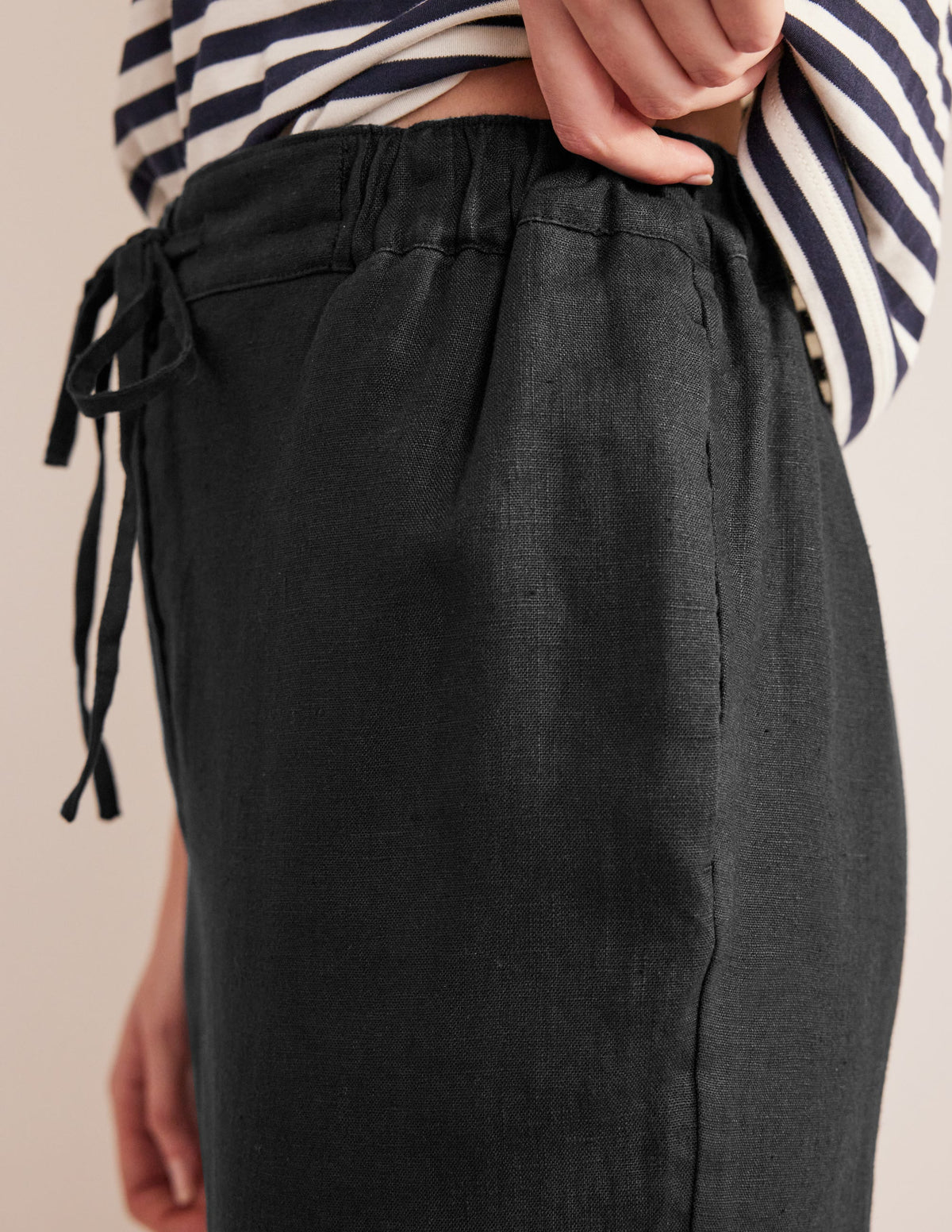 Relaxed Linen Pull On Trousers-Black-2