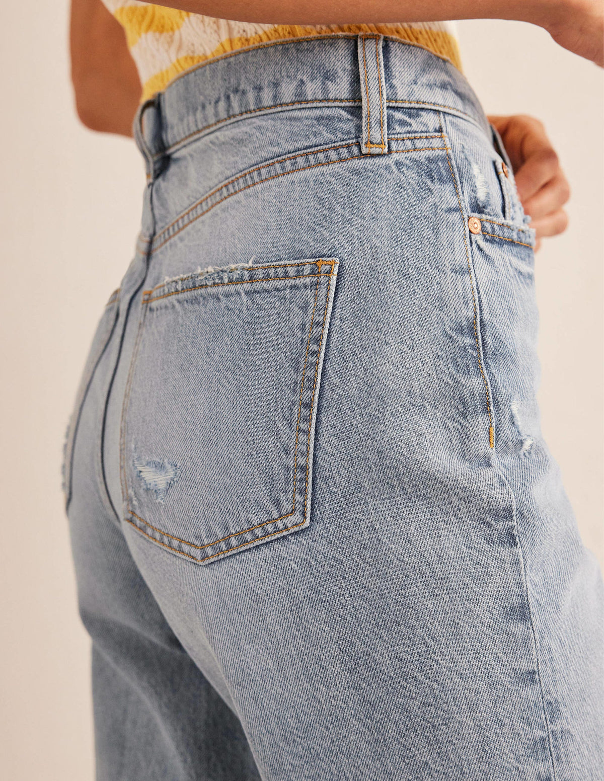 Mid Rise Loose Jeans-Mid Wash-2