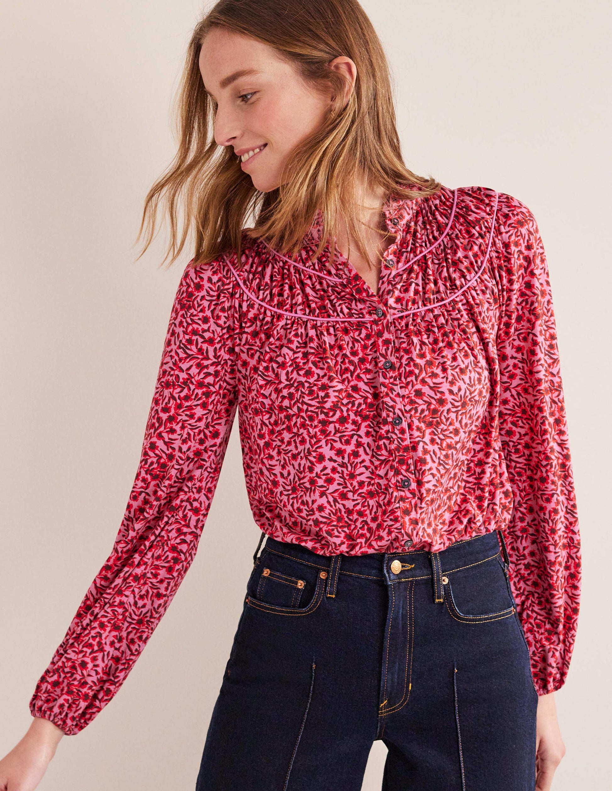 Ruched Yoke Jersey Shirt-Gin Fizz, Abstract Vine-1