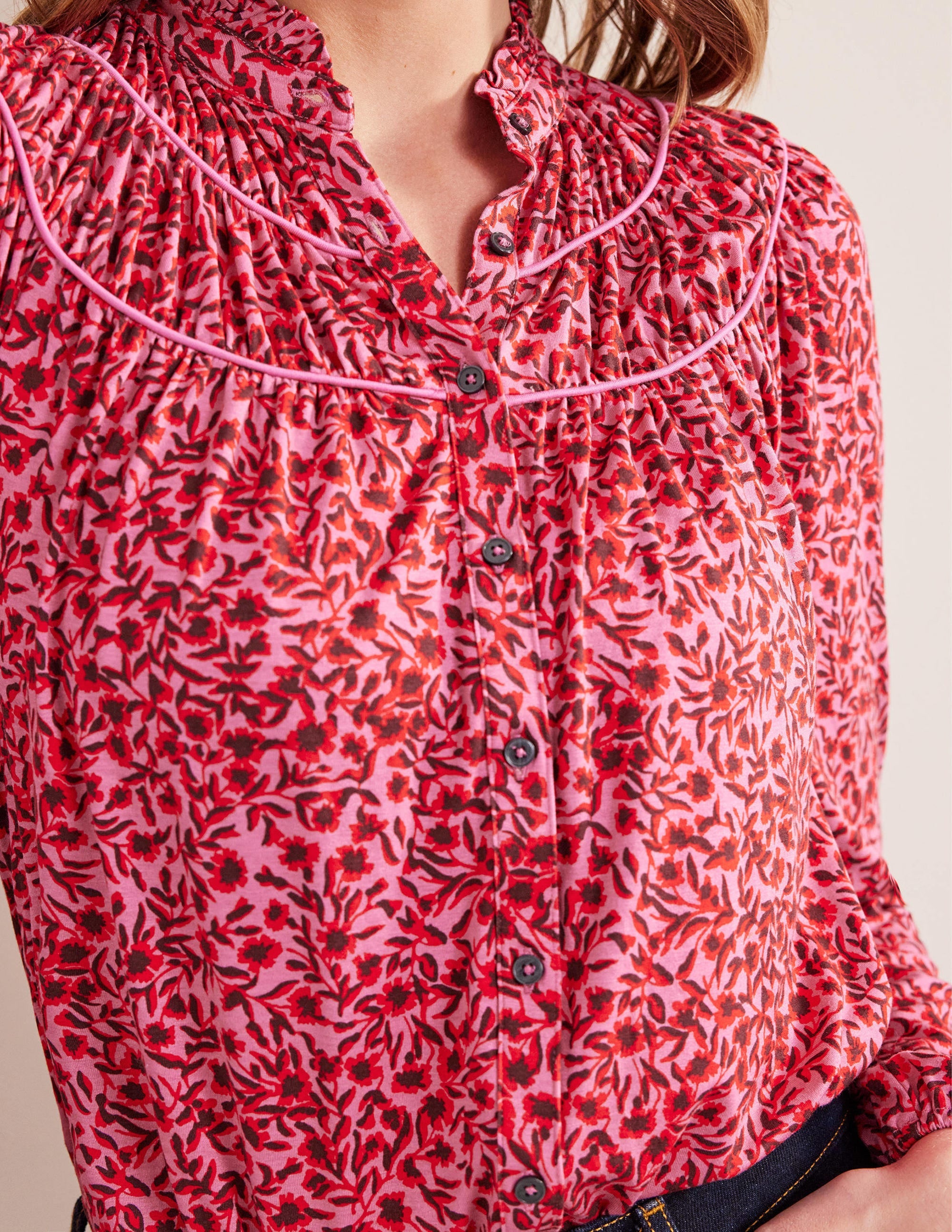 Ruched Yoke Jersey Shirt-Gin Fizz, Abstract Vine - Image 2