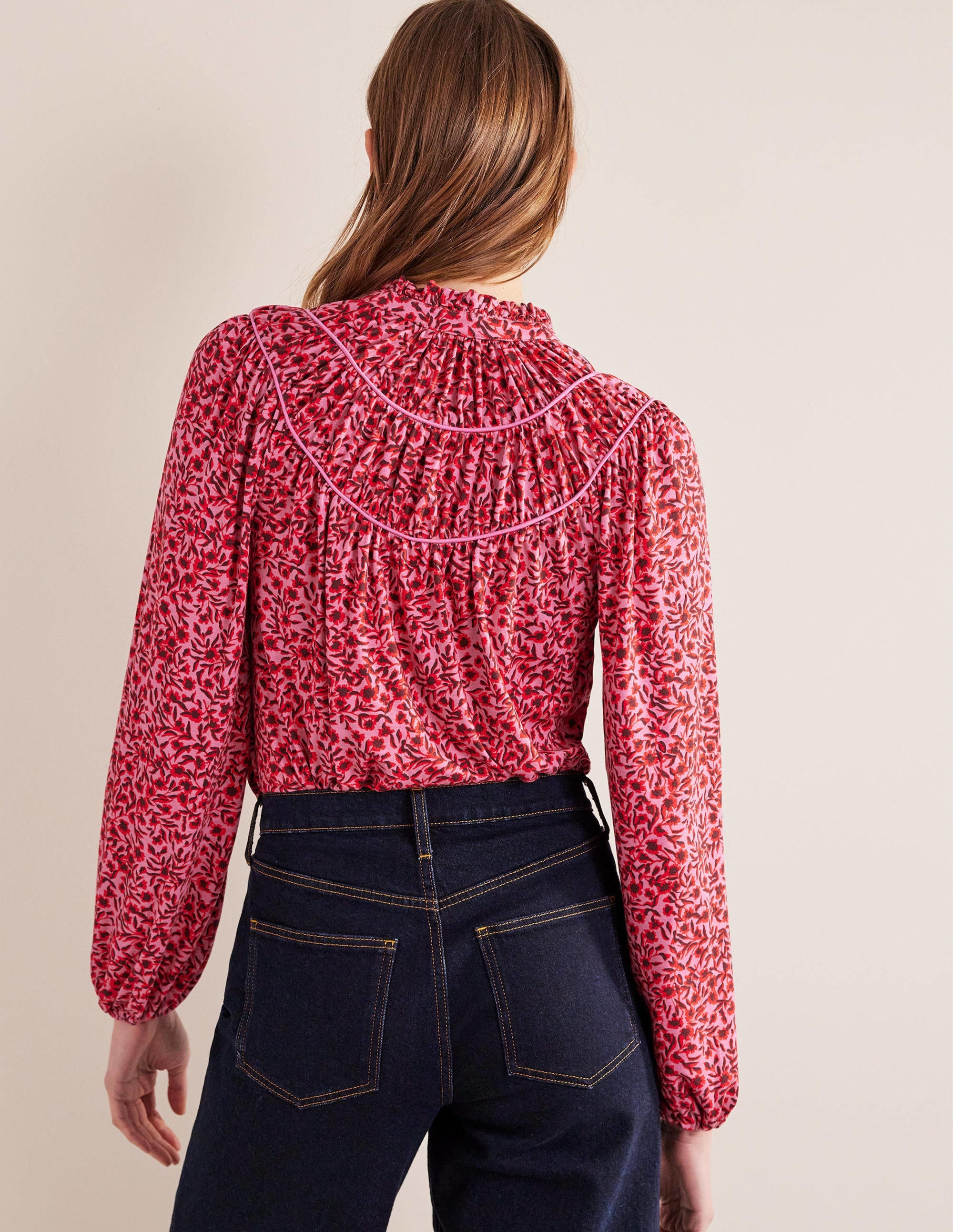 Ruched Yoke Jersey Shirt-Gin Fizz, Abstract Vine - Image 3